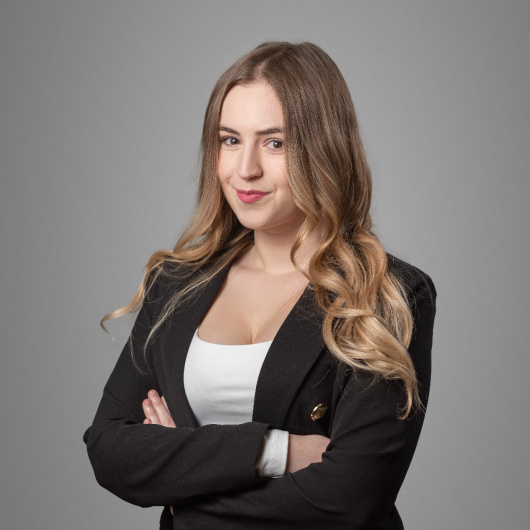 Hetessy Mira