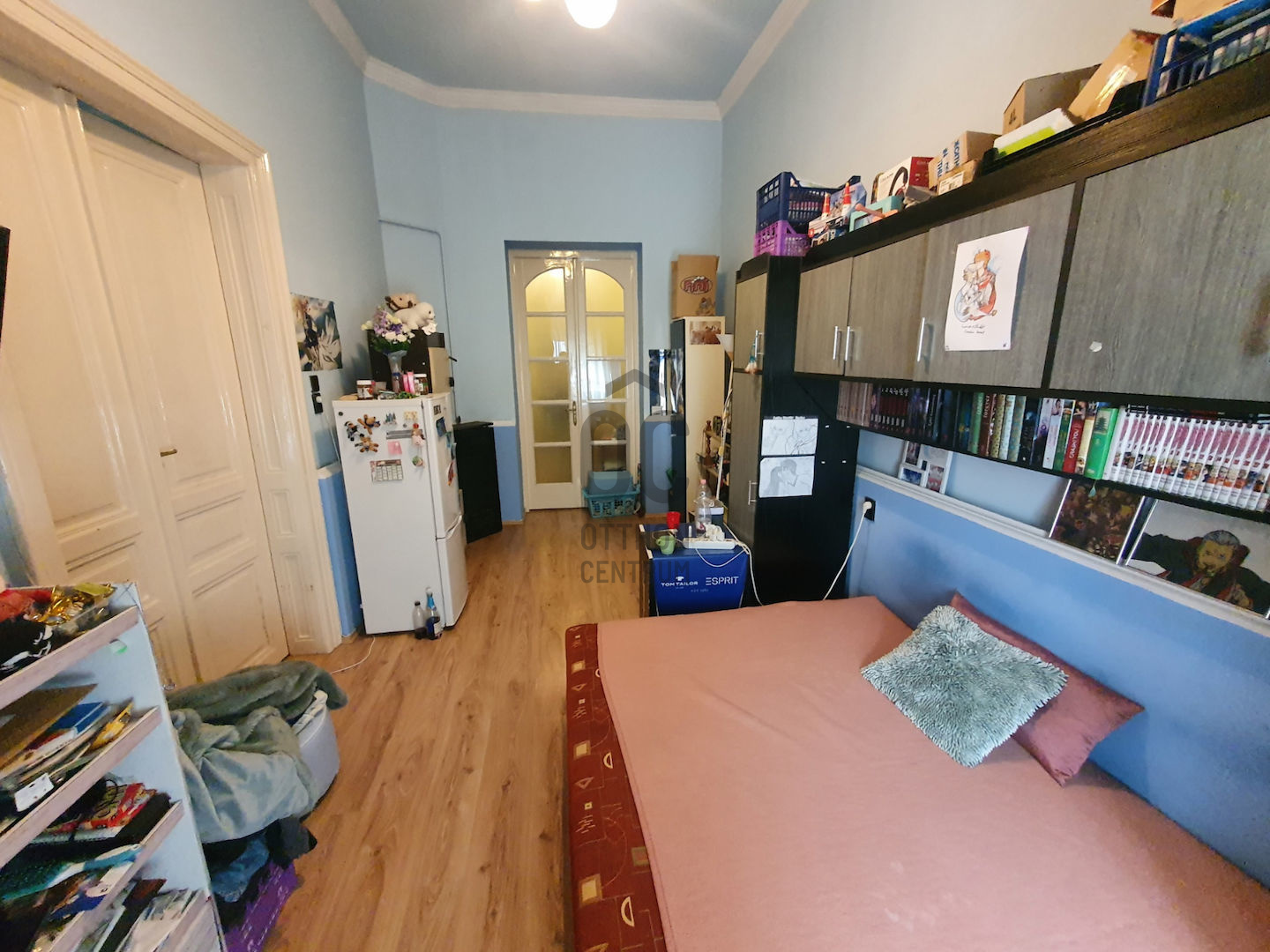 Gallery zoom image