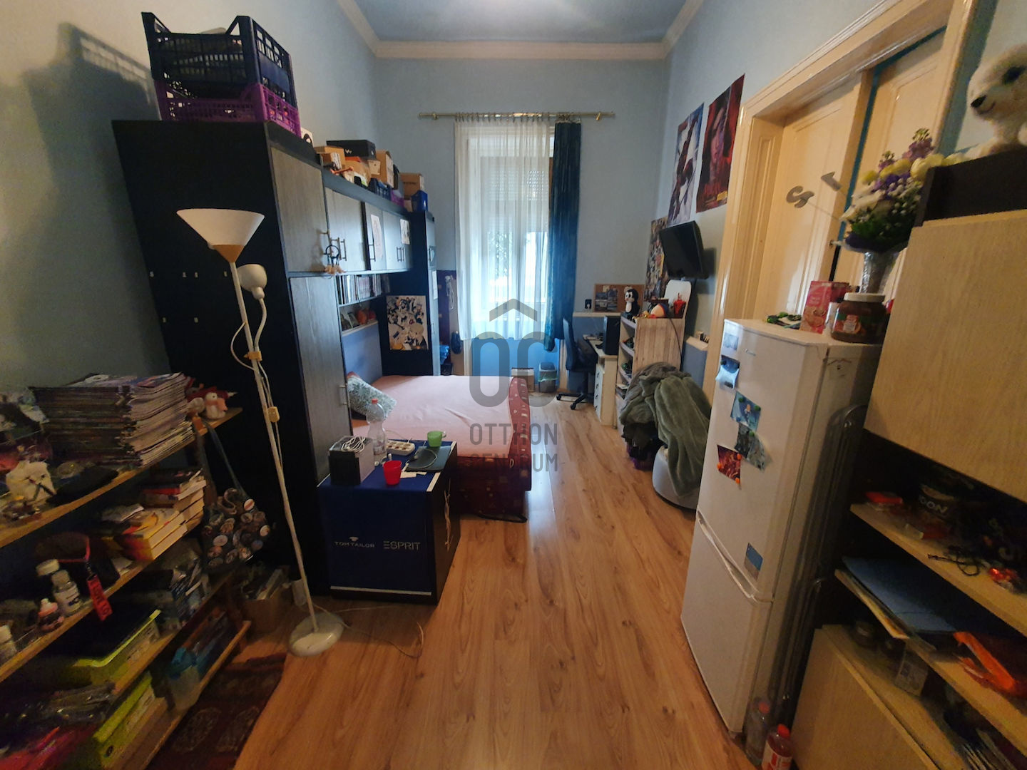 Gallery zoom image