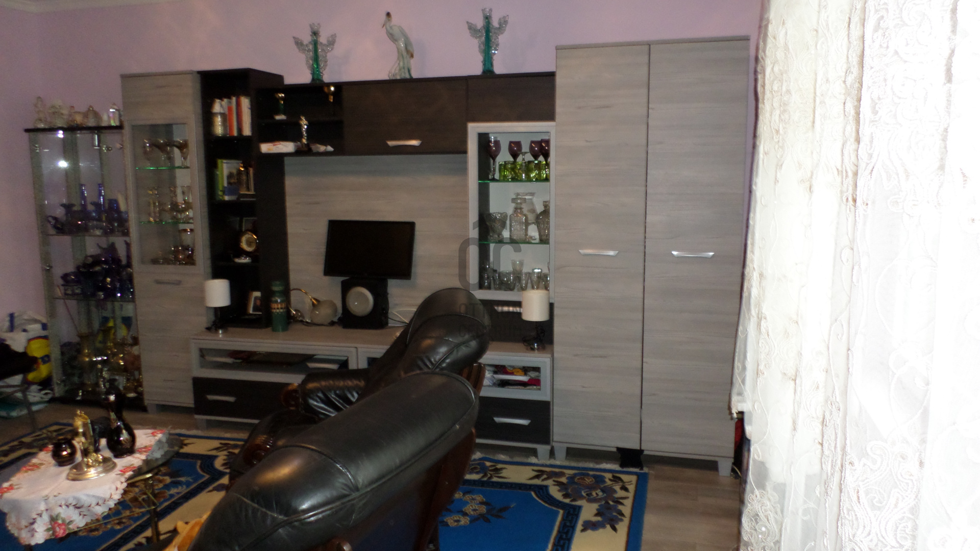 Gallery zoom image