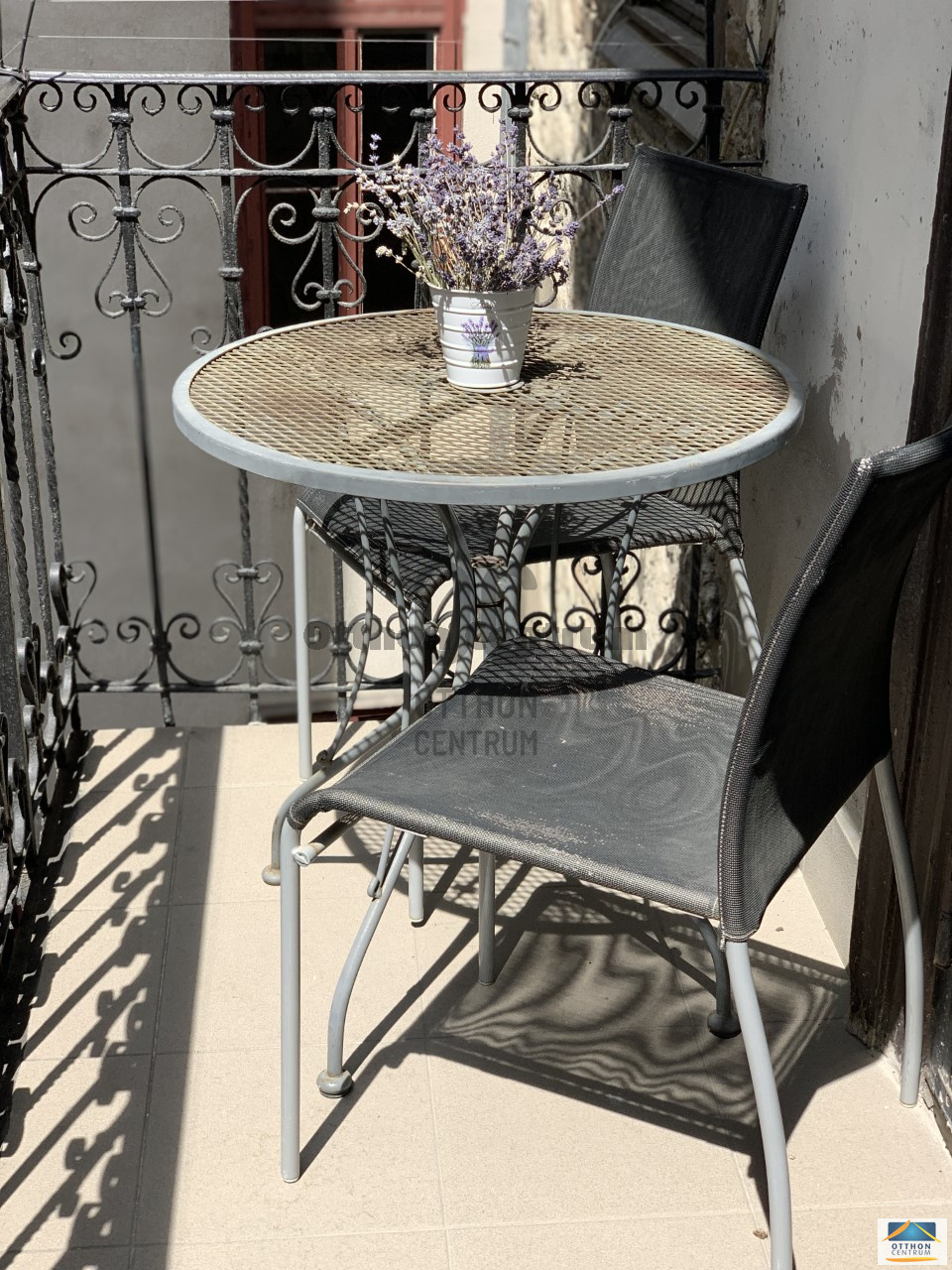 Gallery zoom image