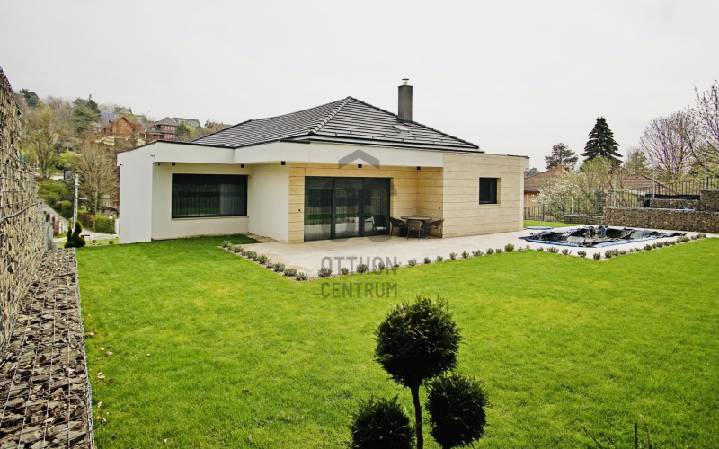 7 bed · 2766m² · Családi ház · 359.000.000 Ft