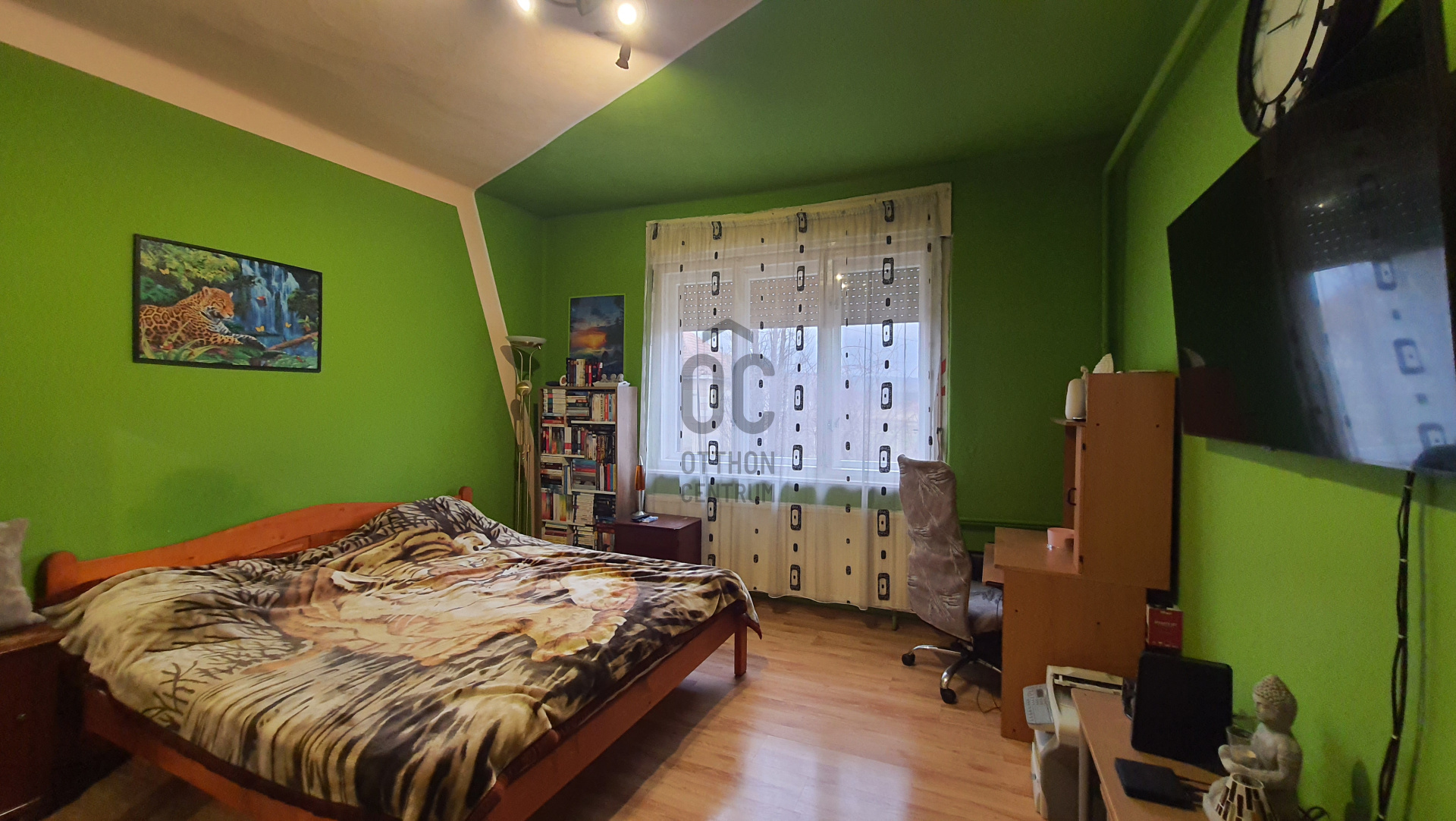 Gallery zoom image