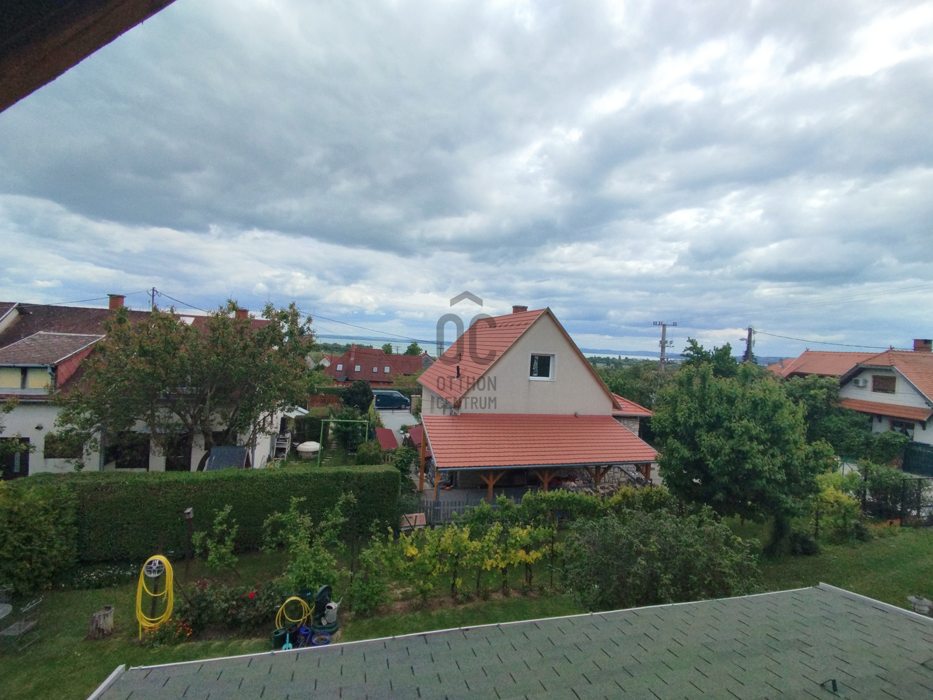 Gallery zoom image