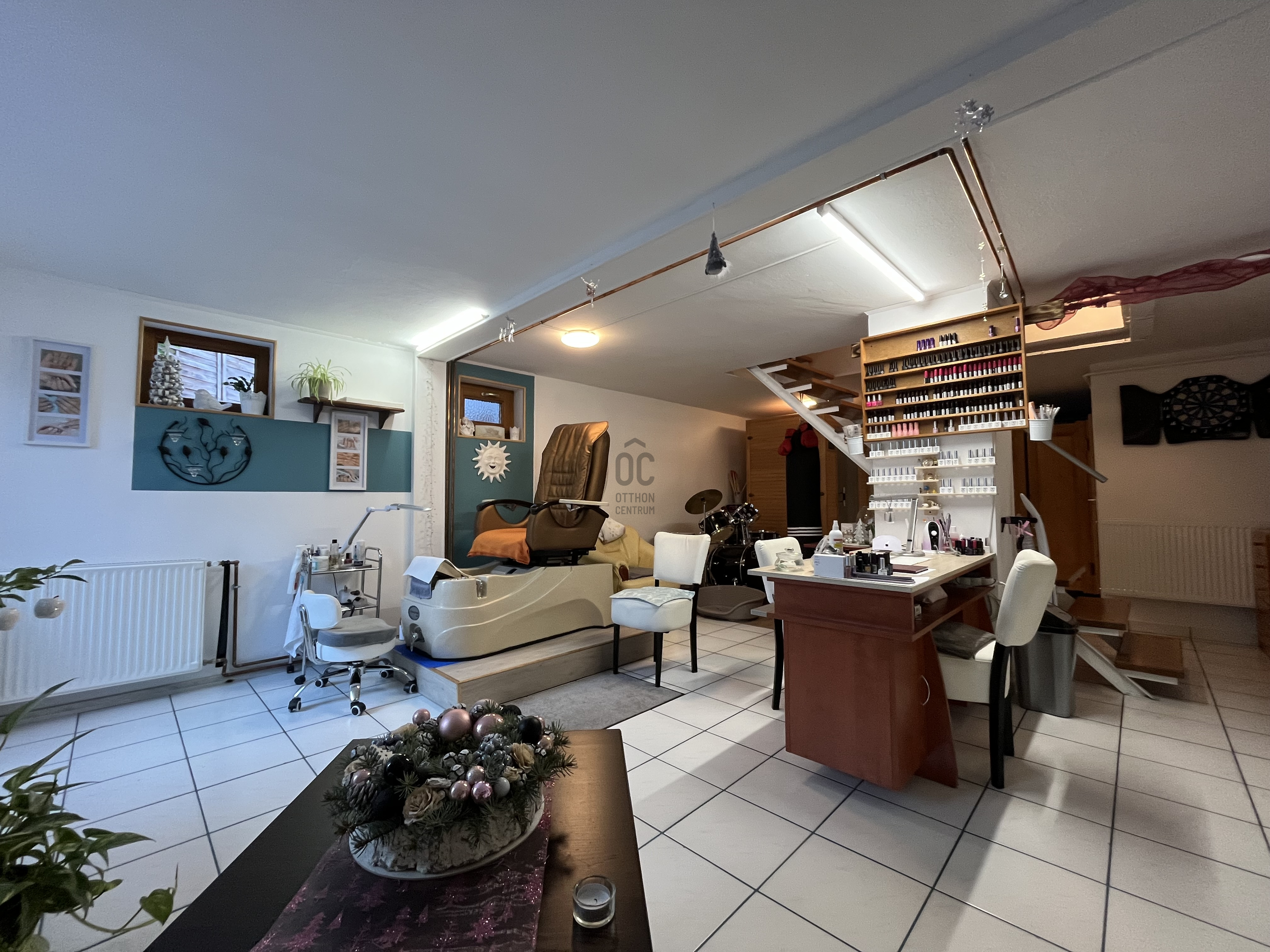 Gallery zoom image