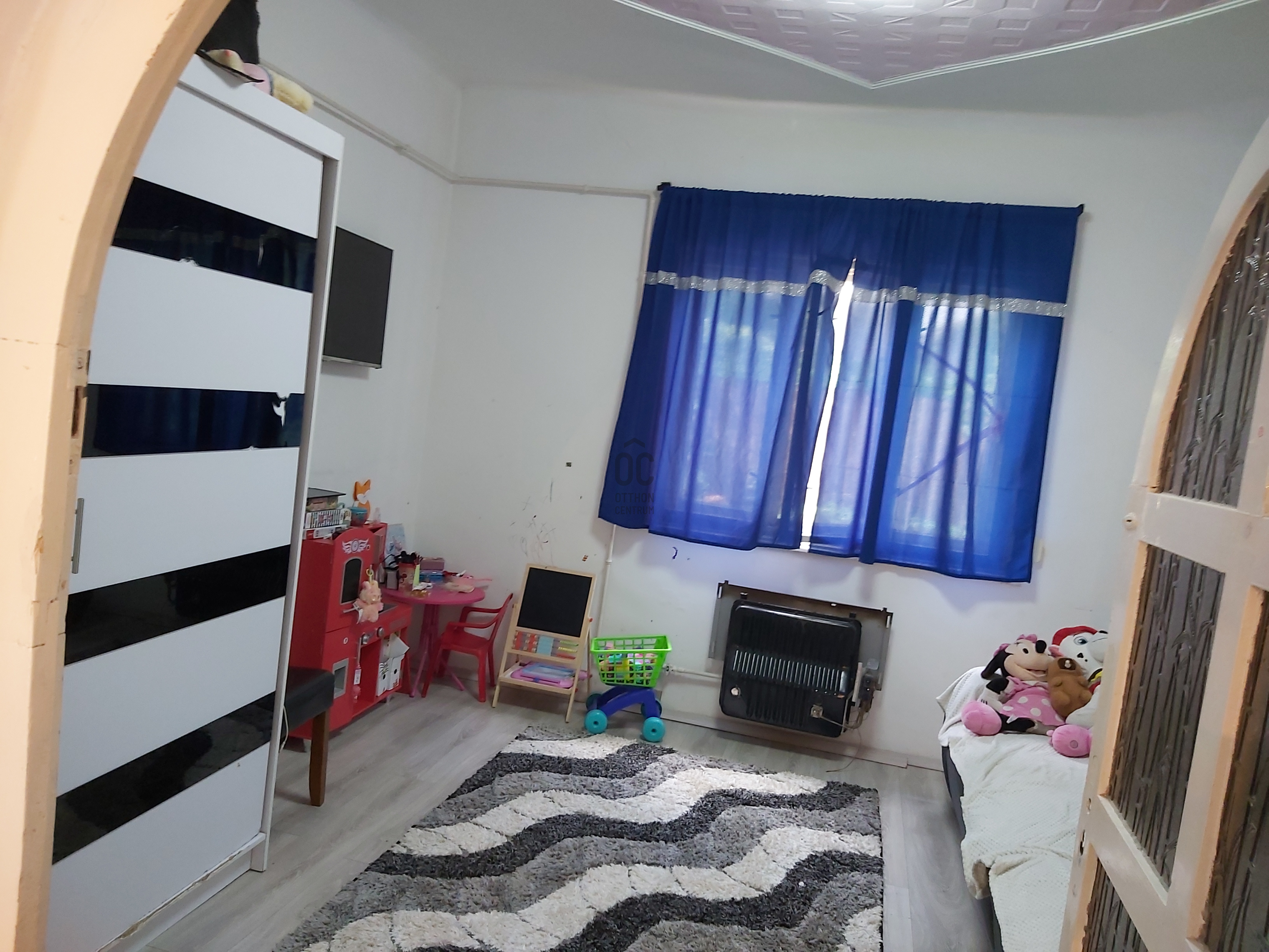 Gallery zoom image