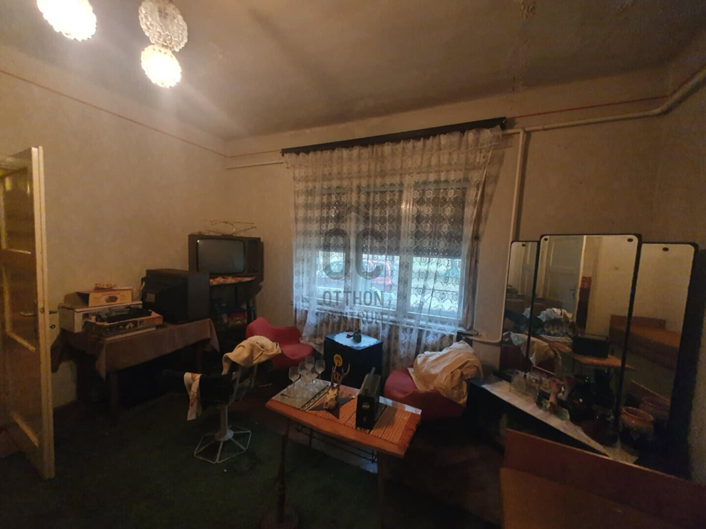 Gallery zoom image