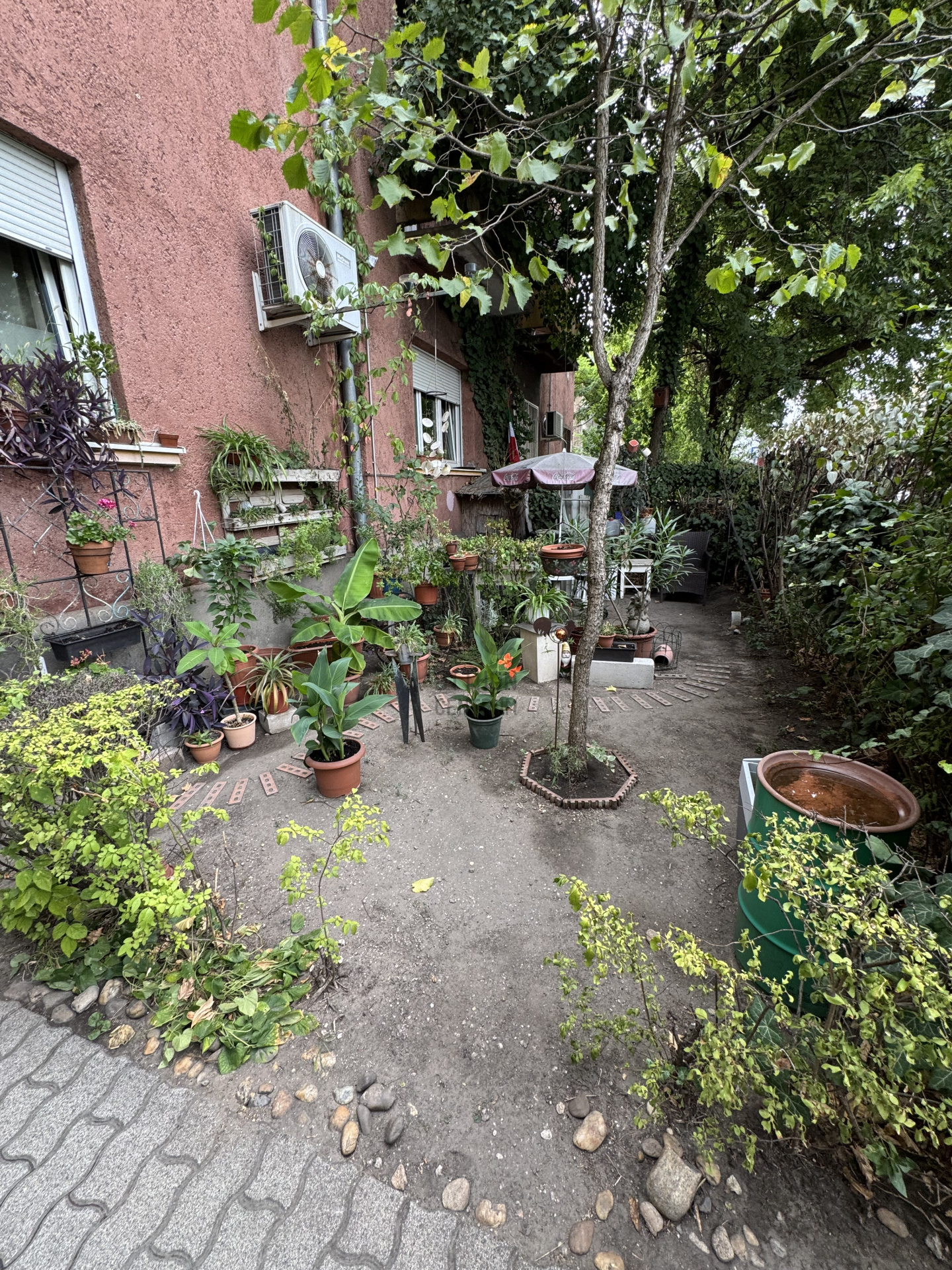 Gallery zoom image