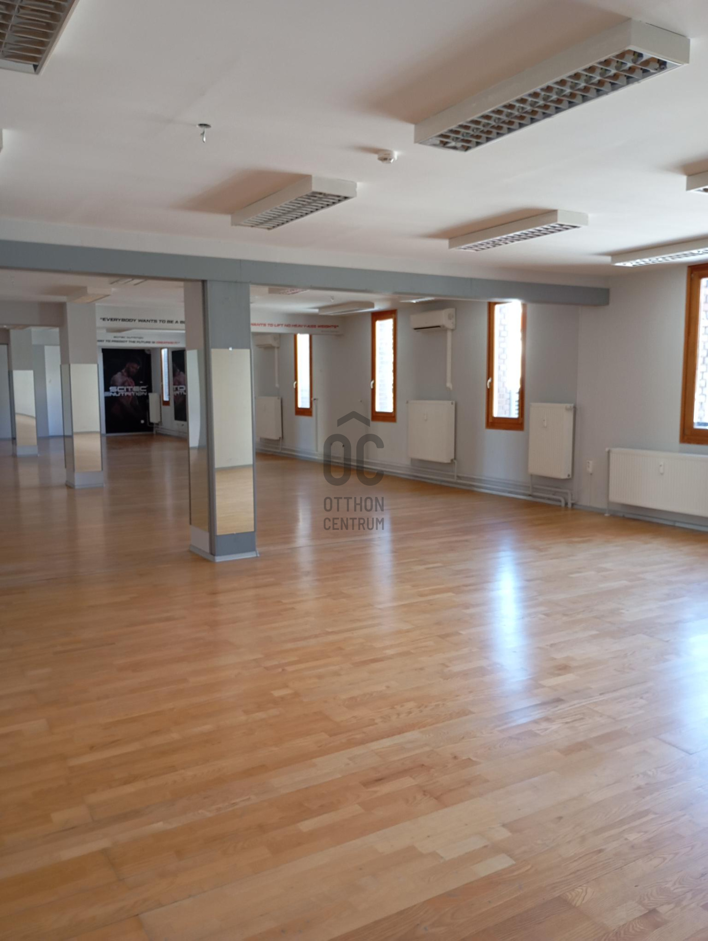 Gallery zoom image