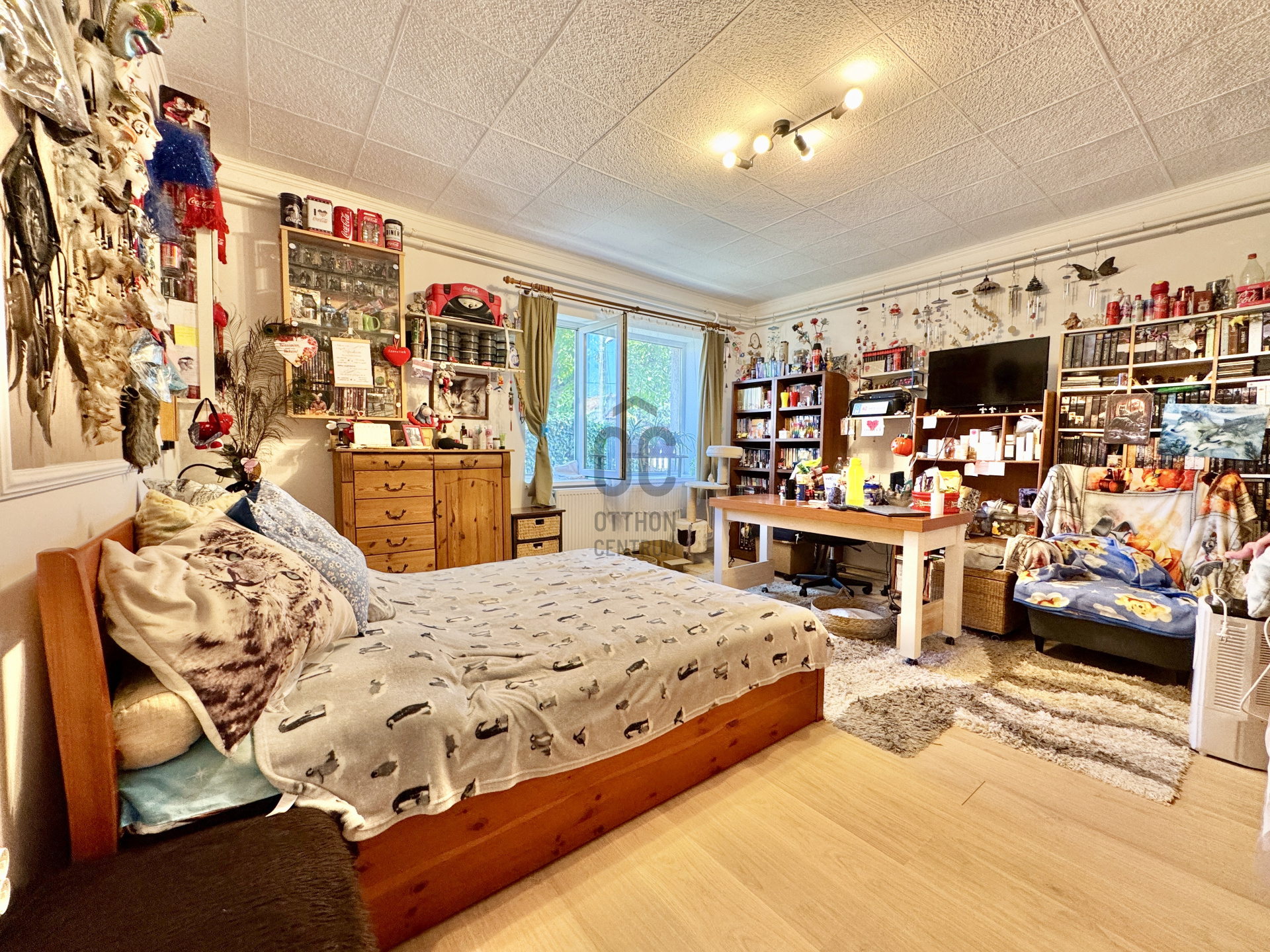 Gallery zoom image
