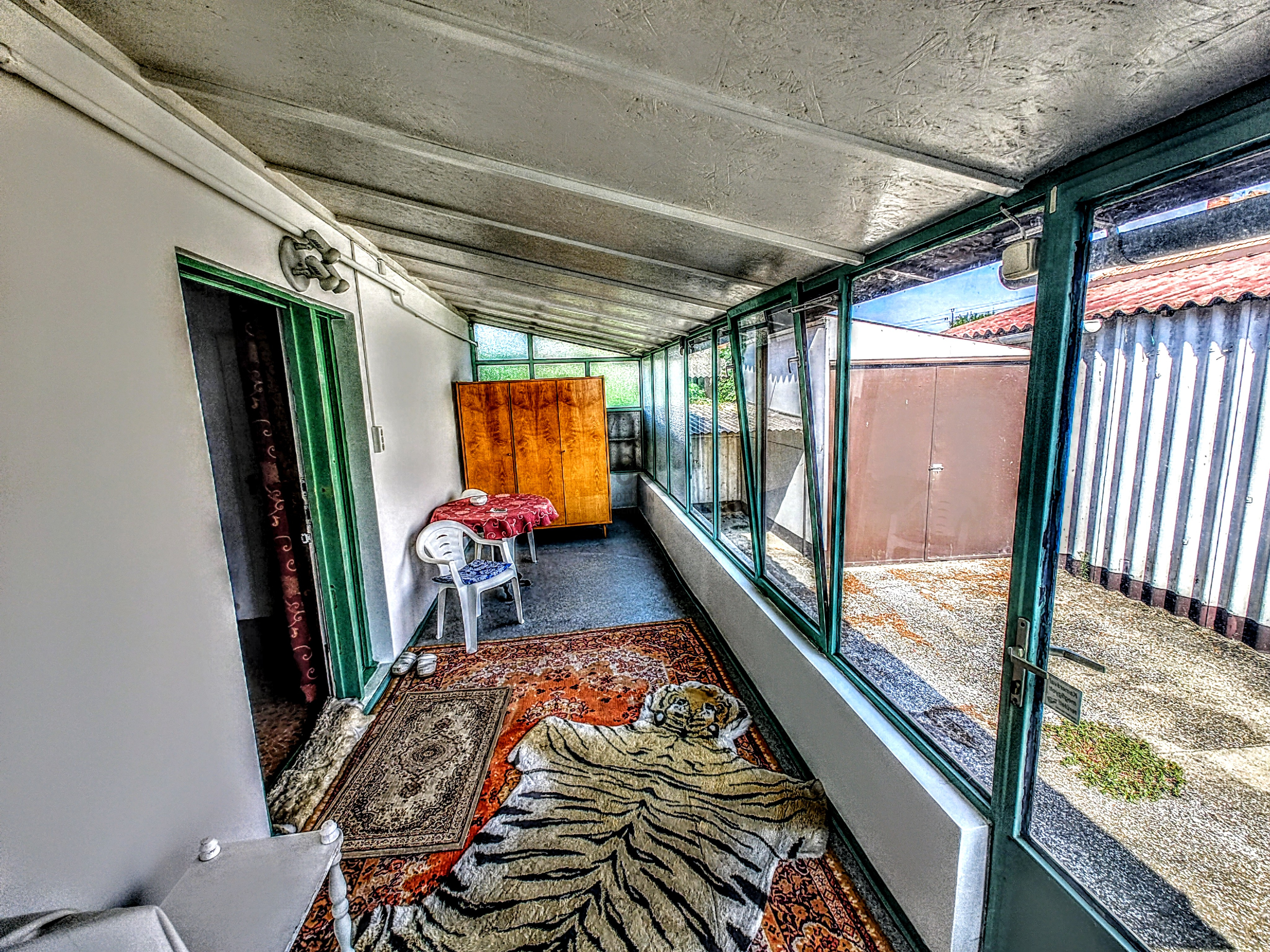 Gallery zoom image