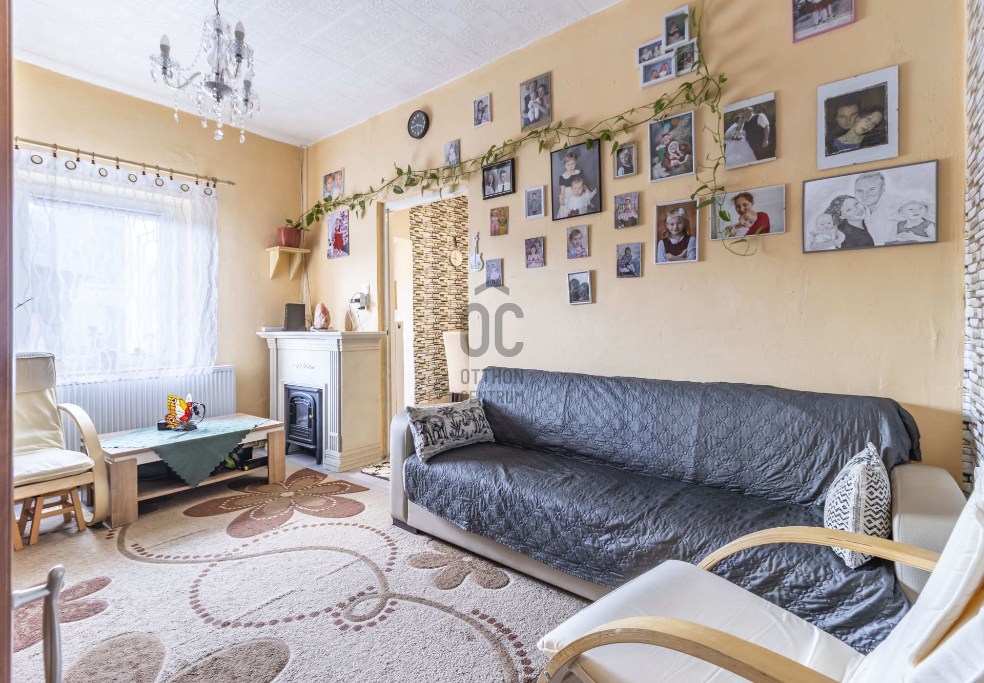 Gallery zoom image