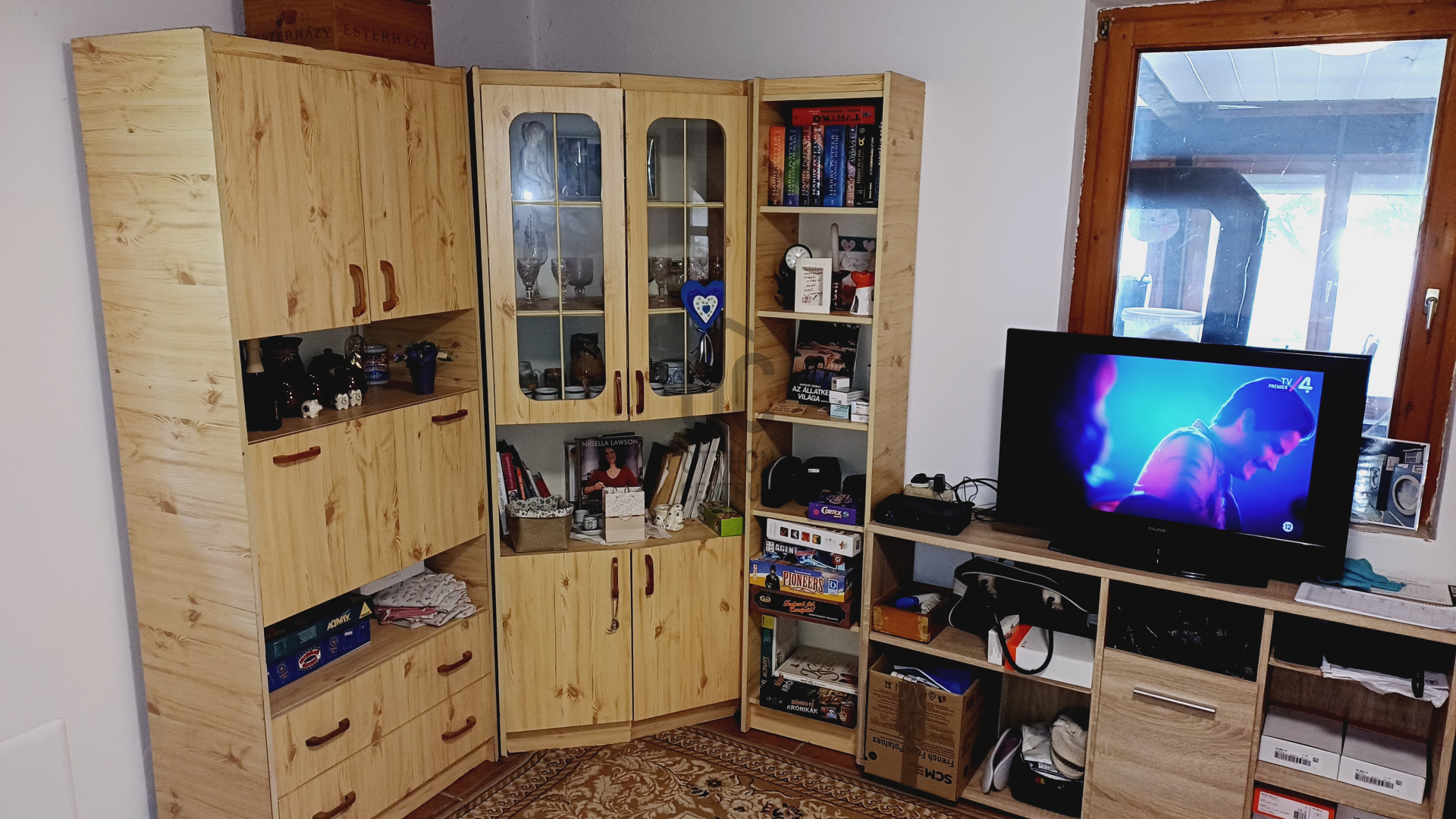 Gallery zoom image