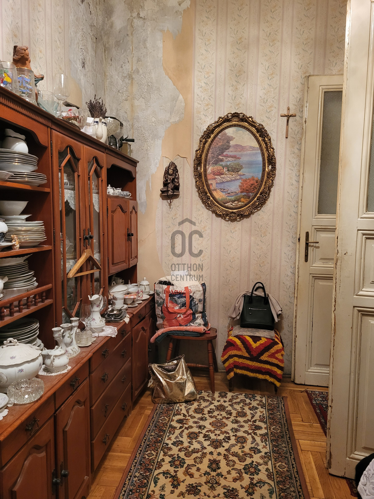 Gallery zoom image