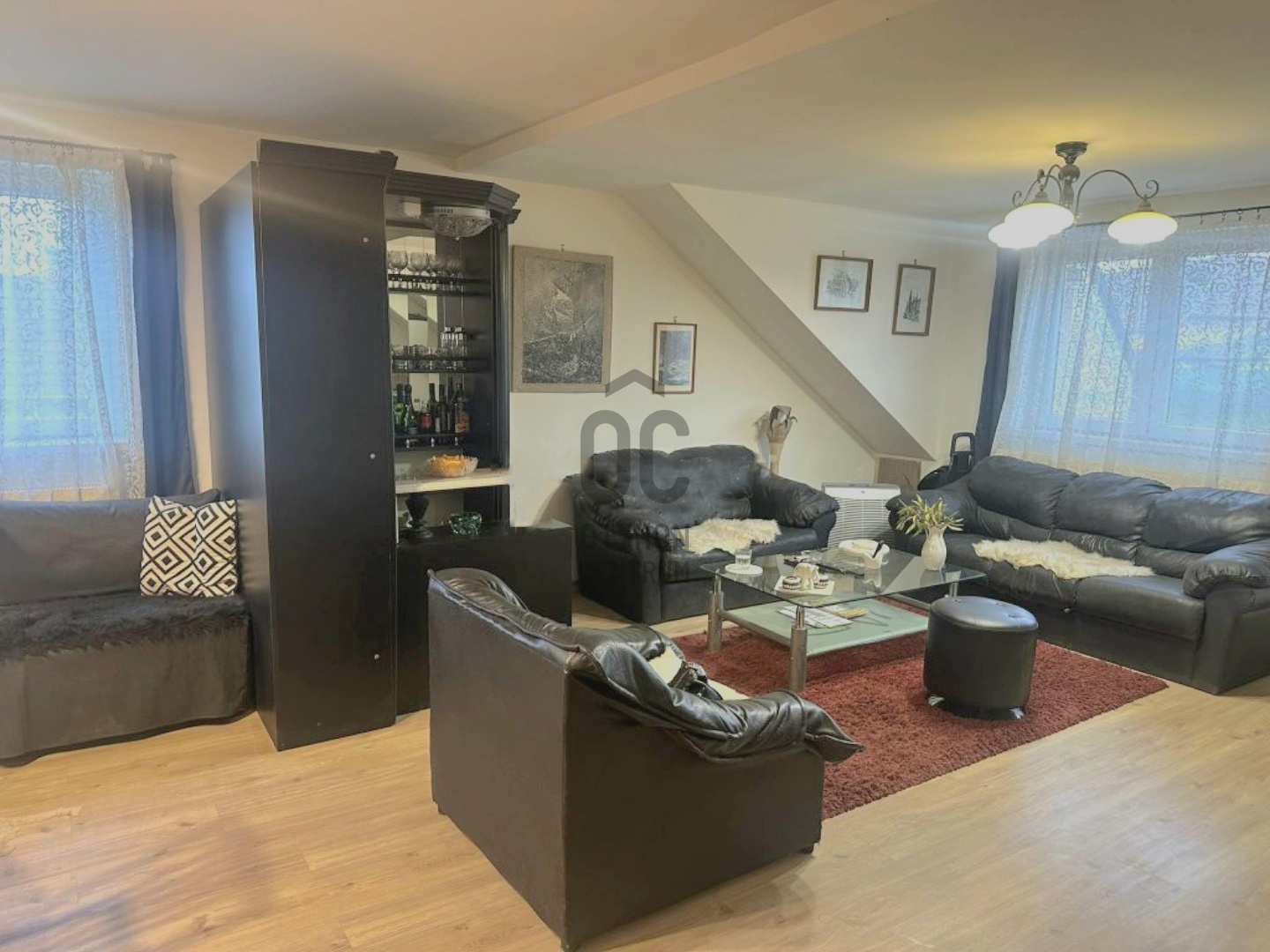 Gallery zoom image