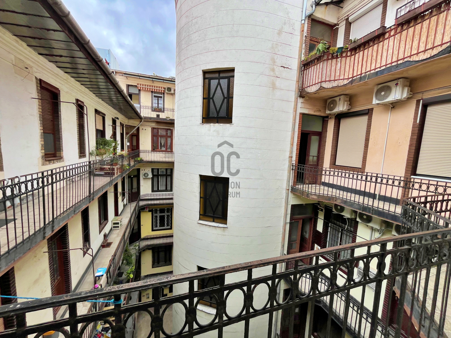 Gallery zoom image