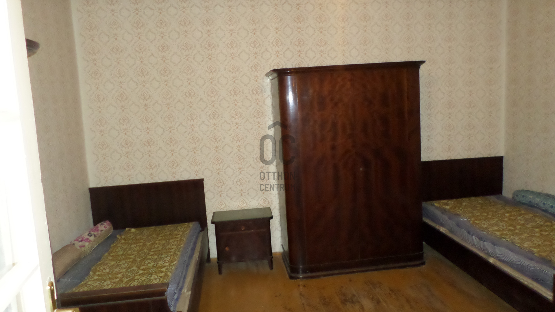 Gallery zoom image