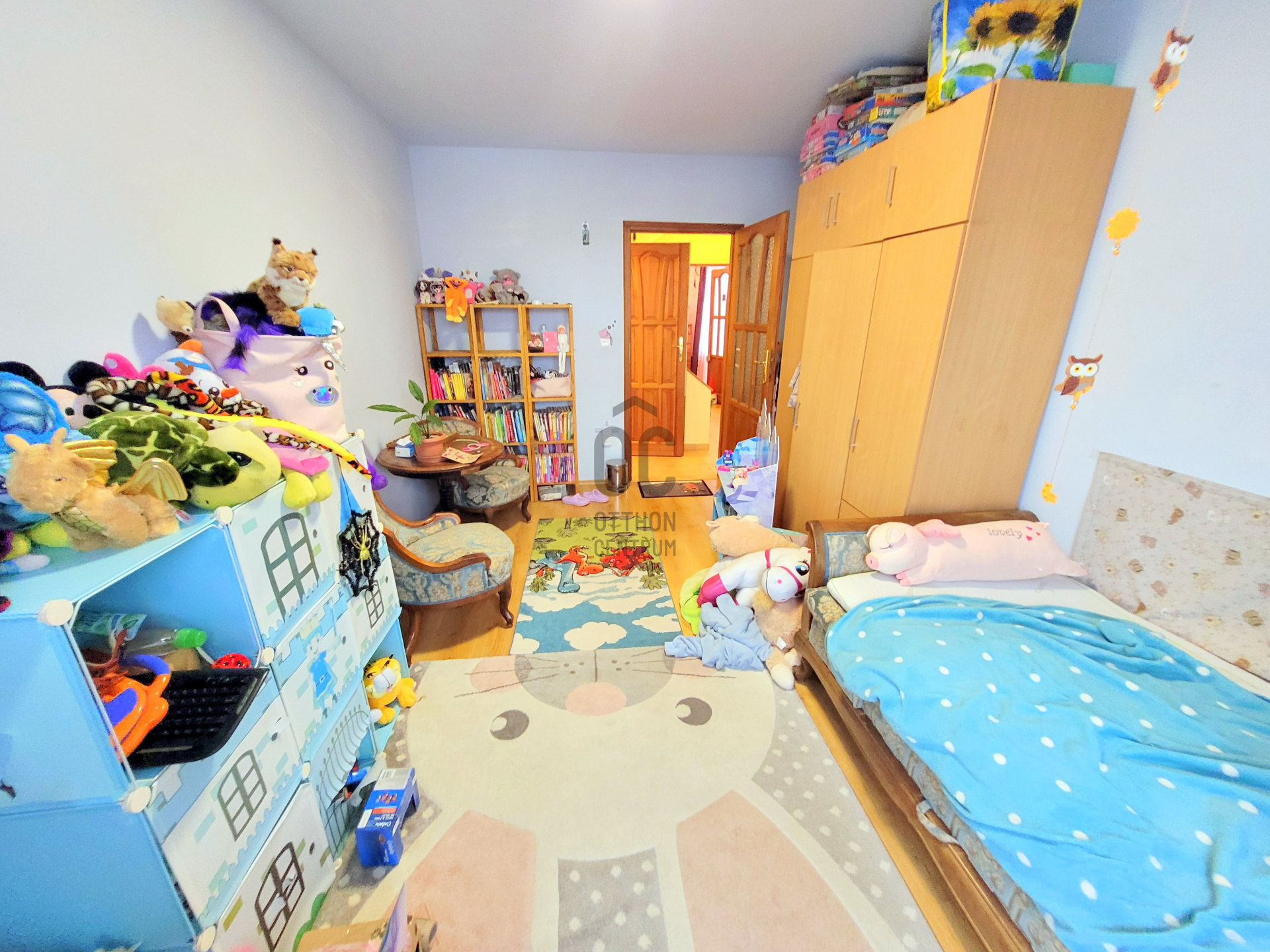 Gallery zoom image