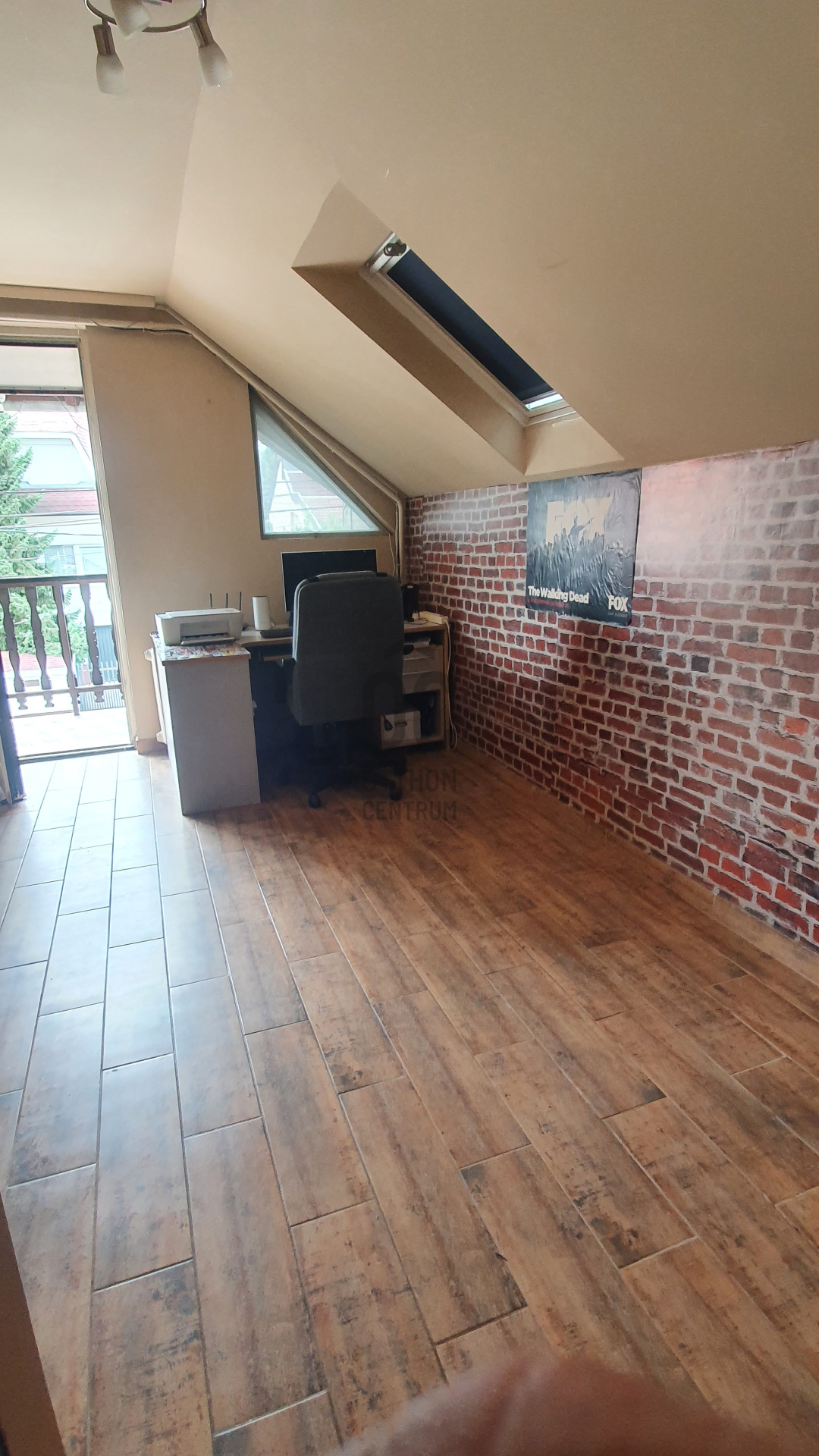 Gallery zoom image