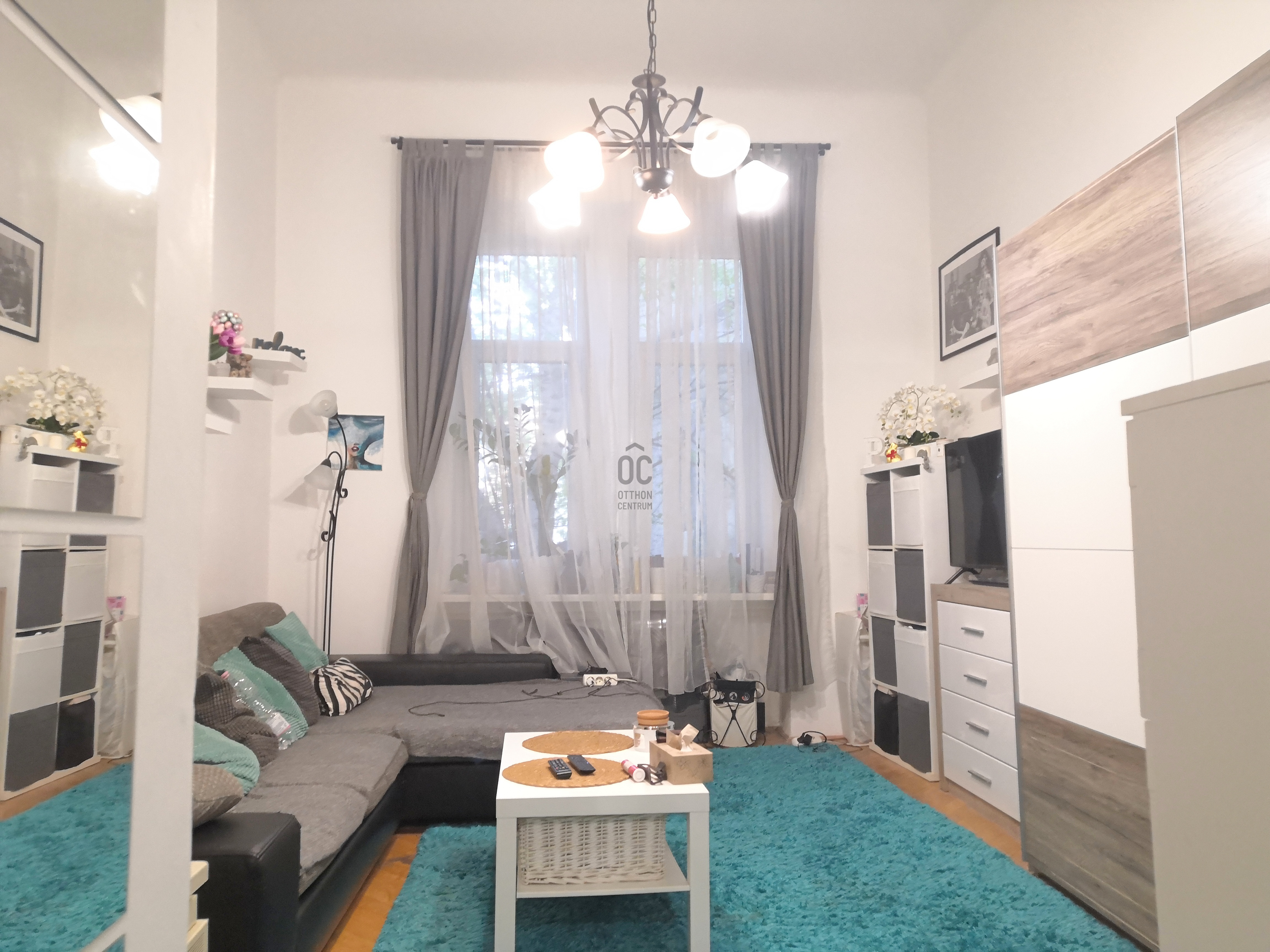 Gallery zoom image