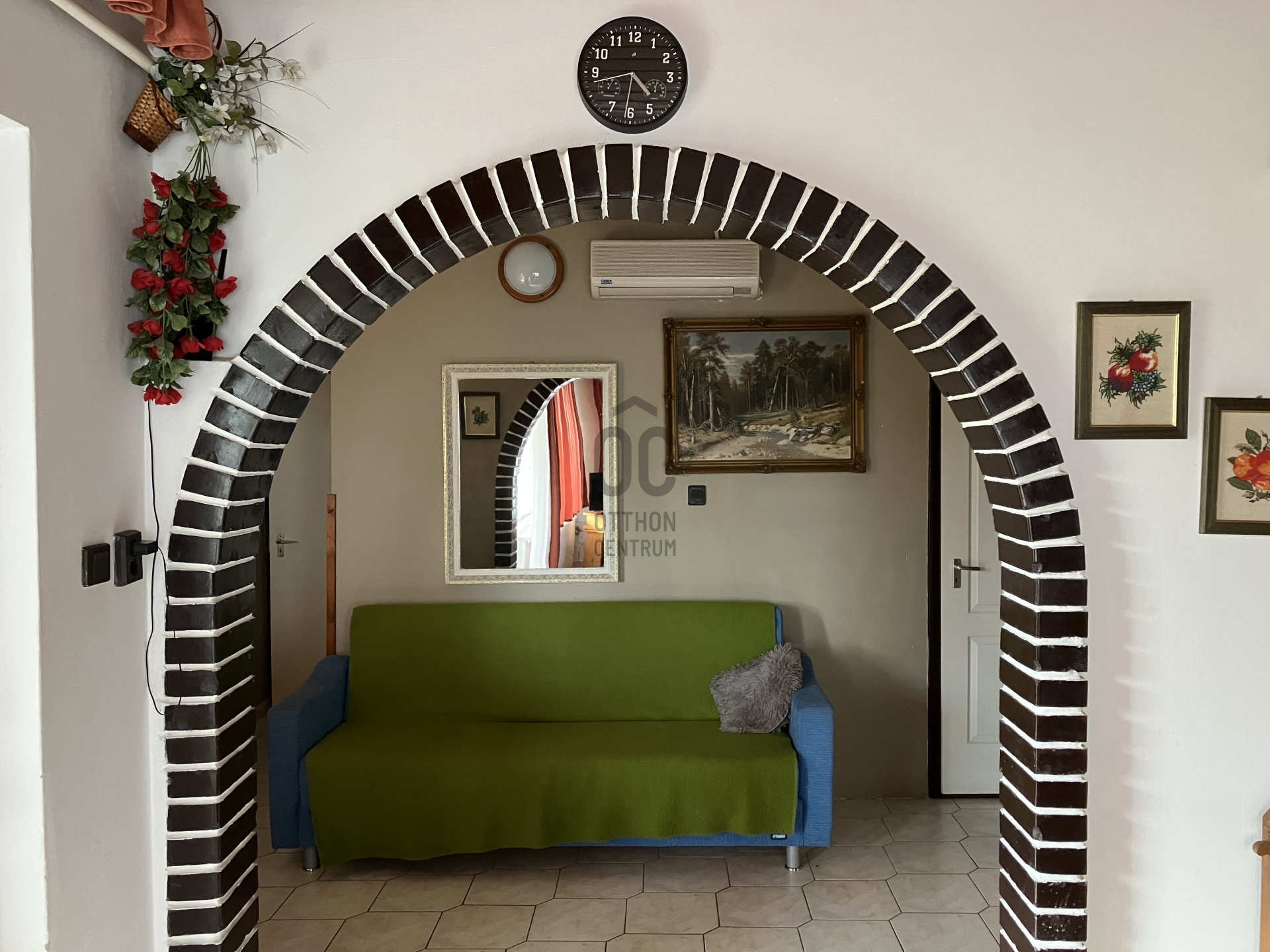 Gallery zoom image