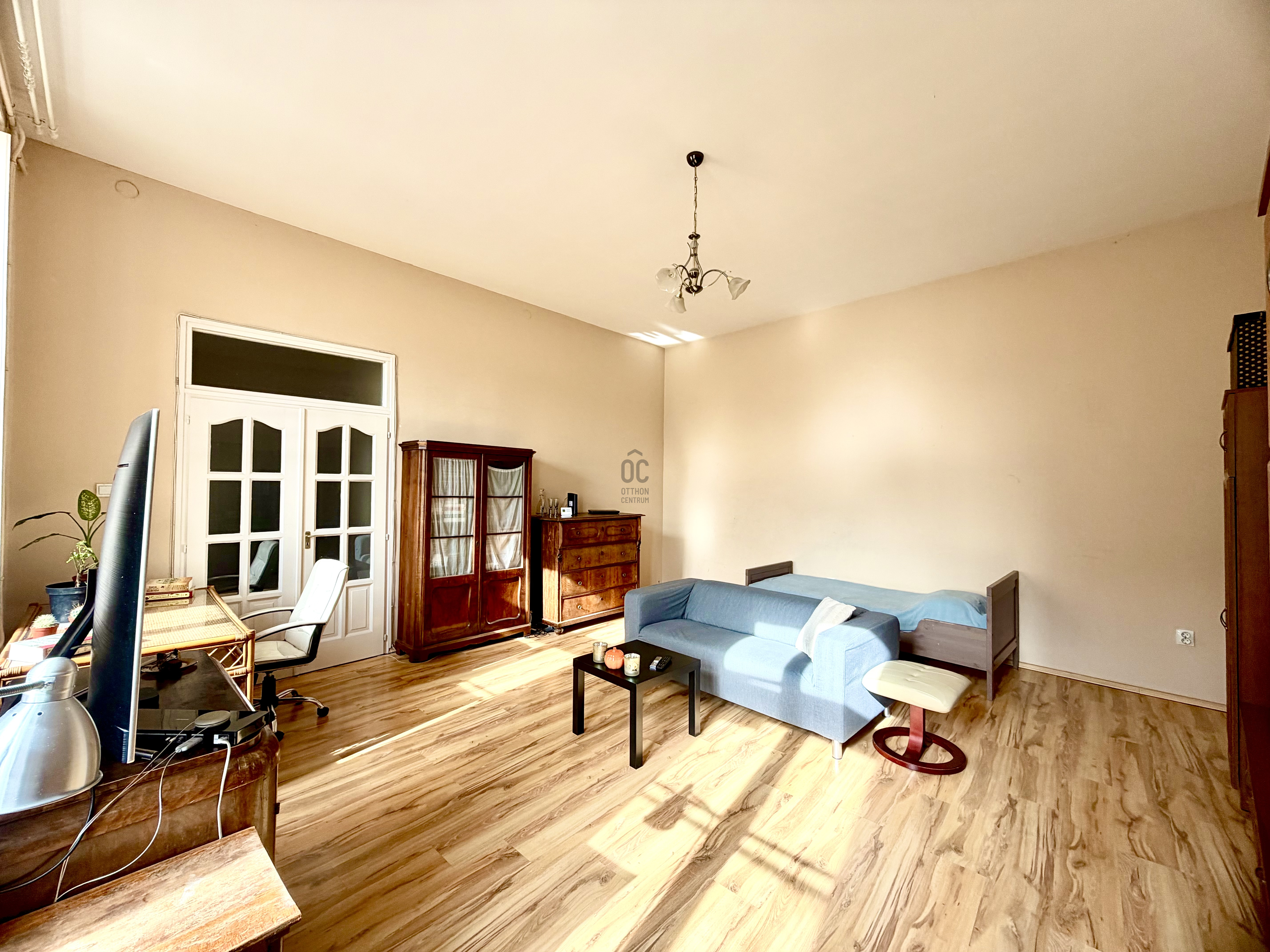 Gallery zoom image