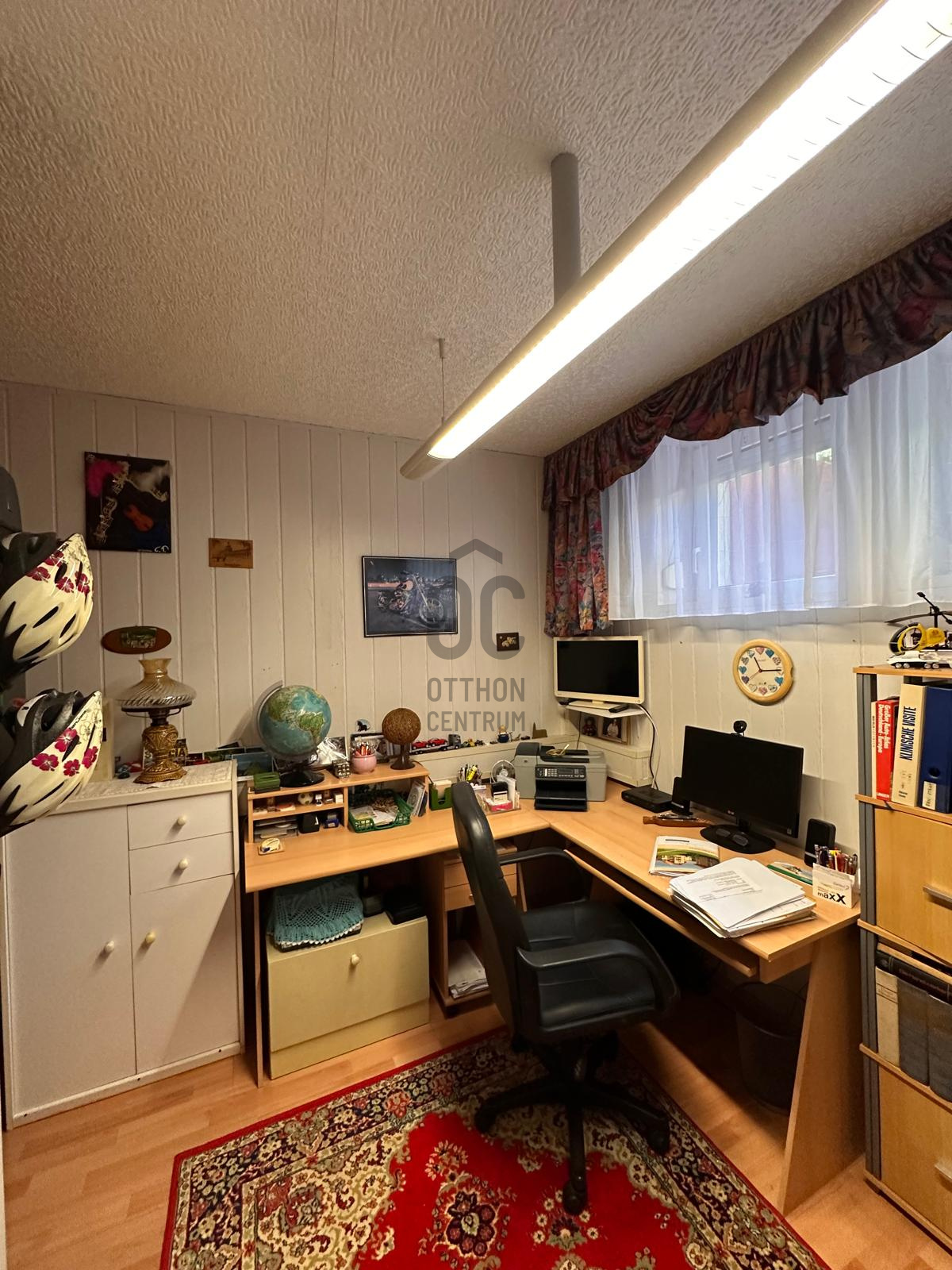 Gallery zoom image