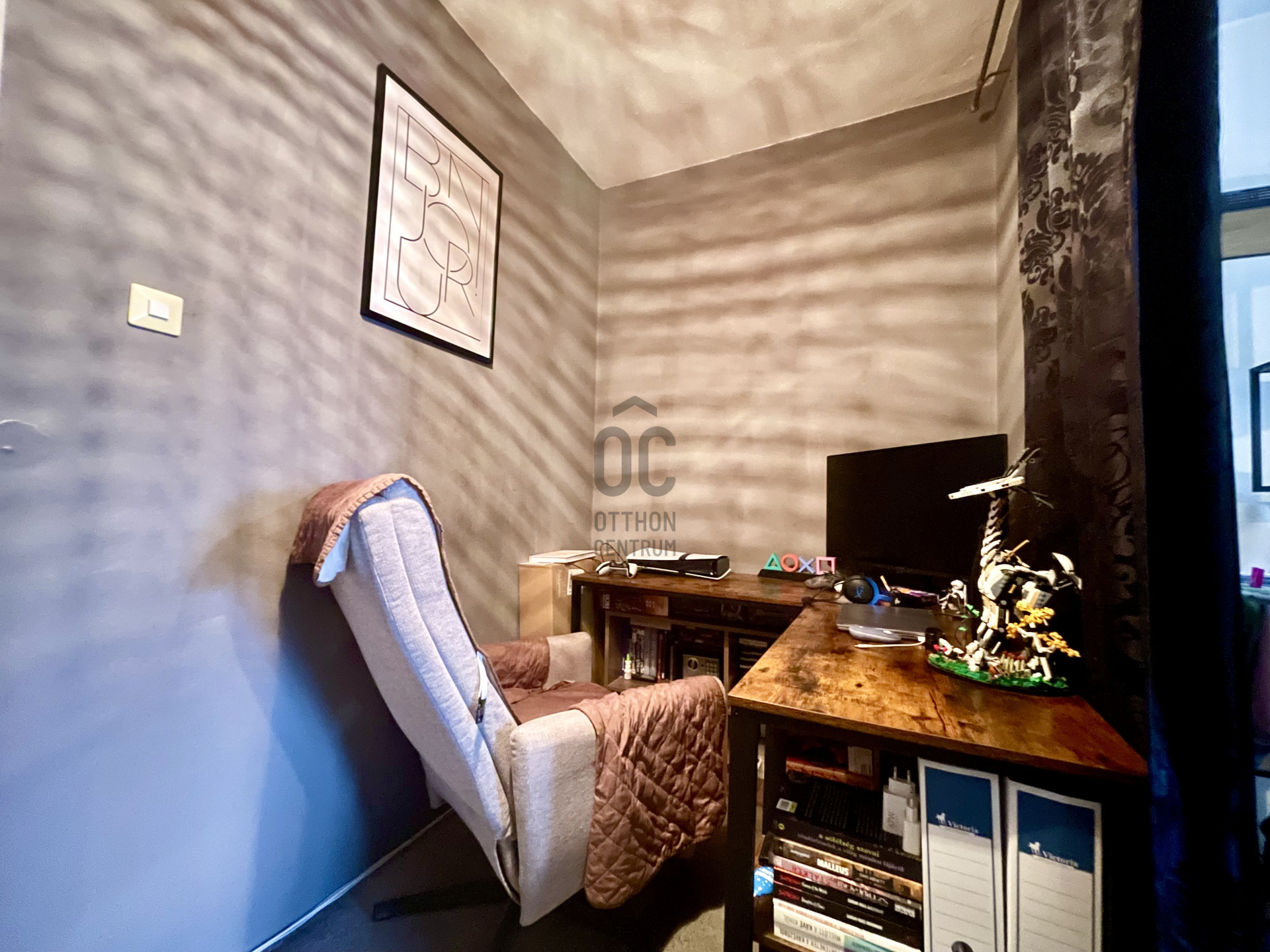 Gallery zoom image