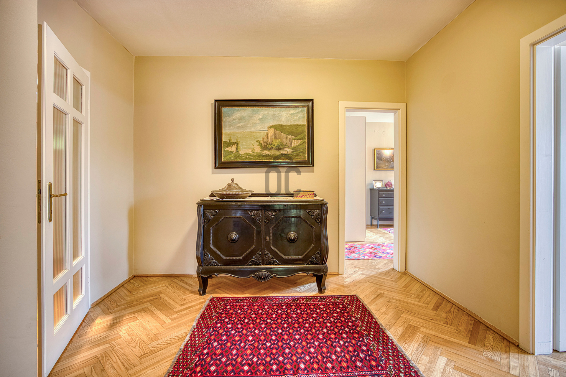 Gallery zoom image
