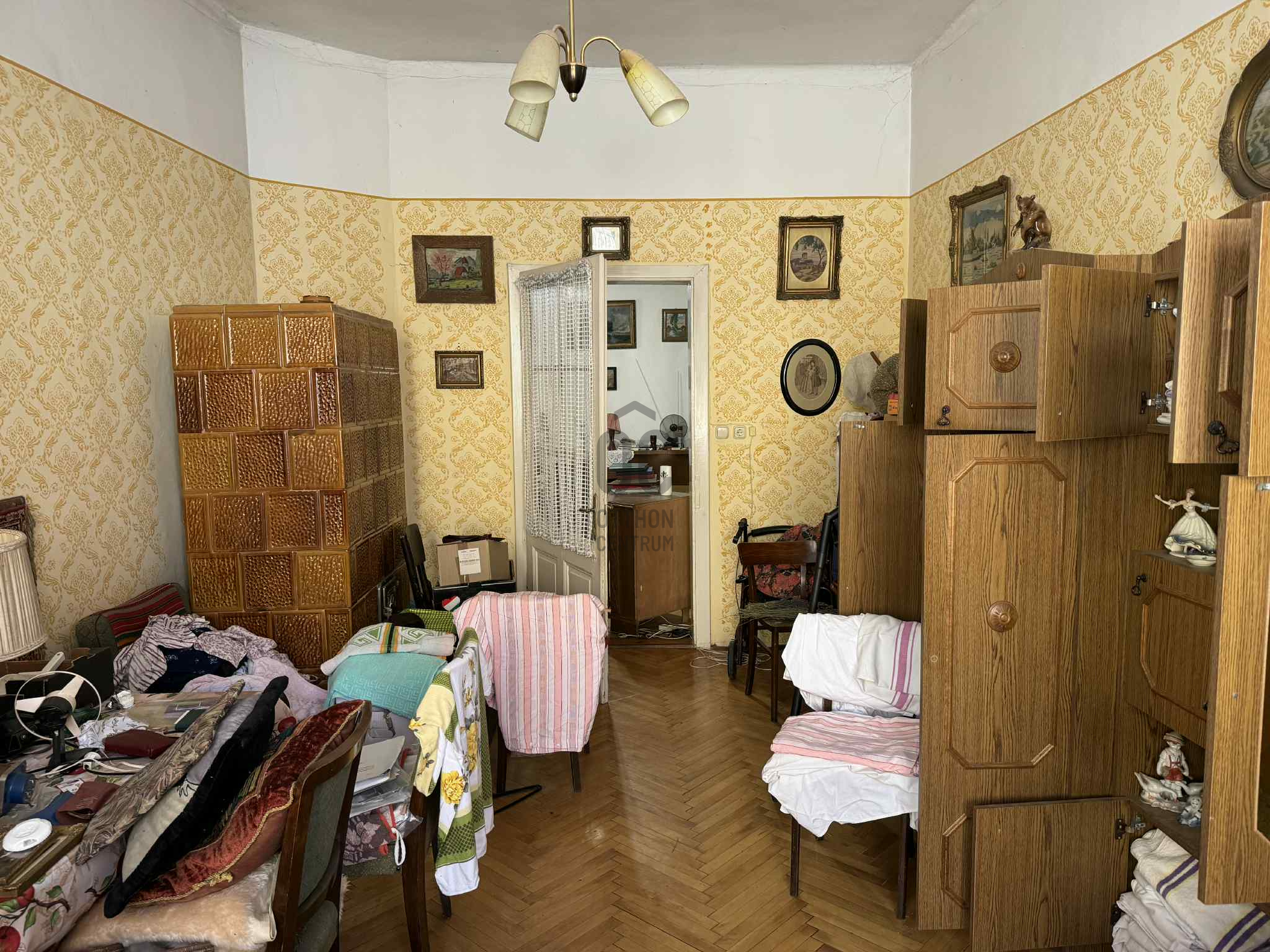 Gallery zoom image