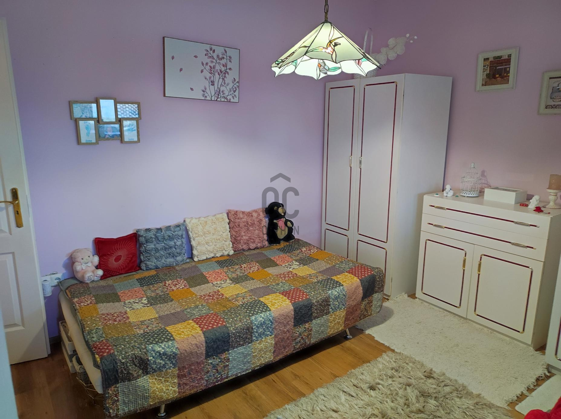 Gallery zoom image