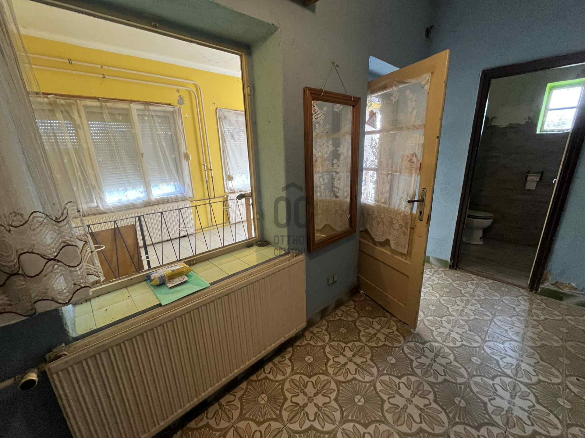 Gallery zoom image