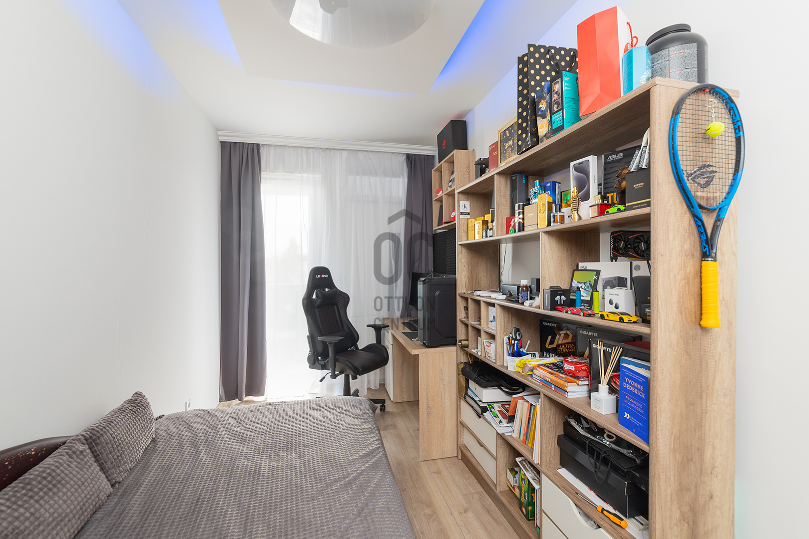 Gallery zoom image