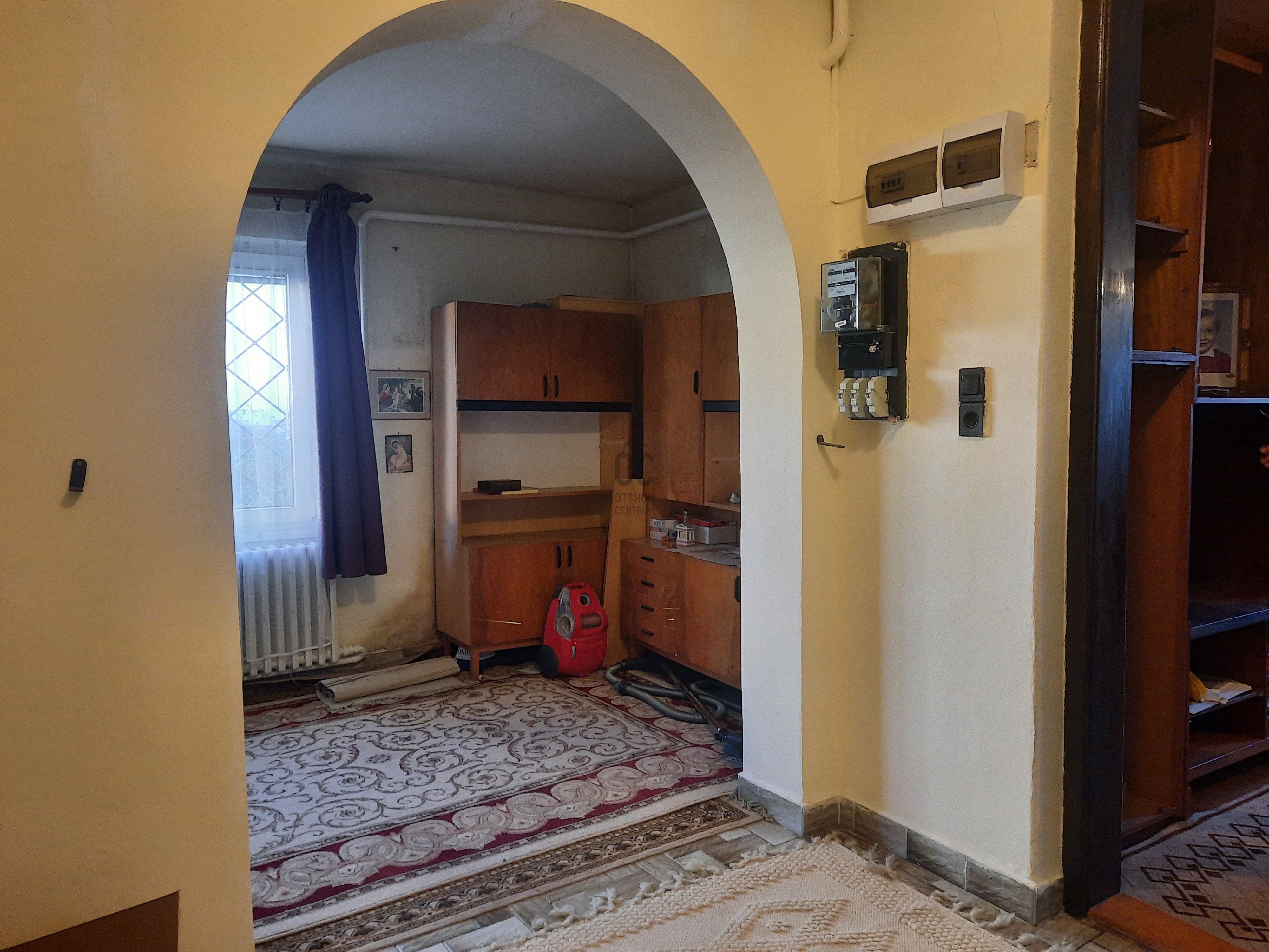 Gallery zoom image
