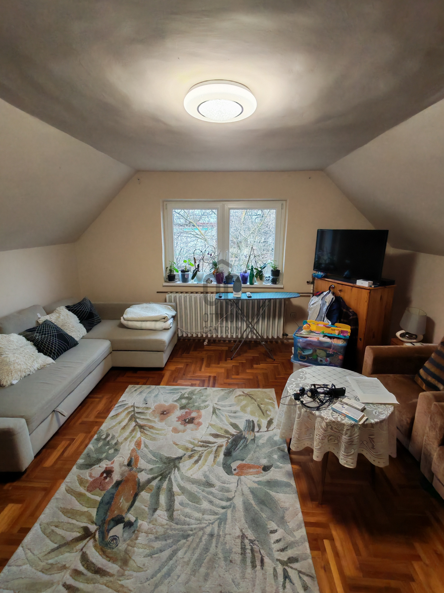 Gallery zoom image