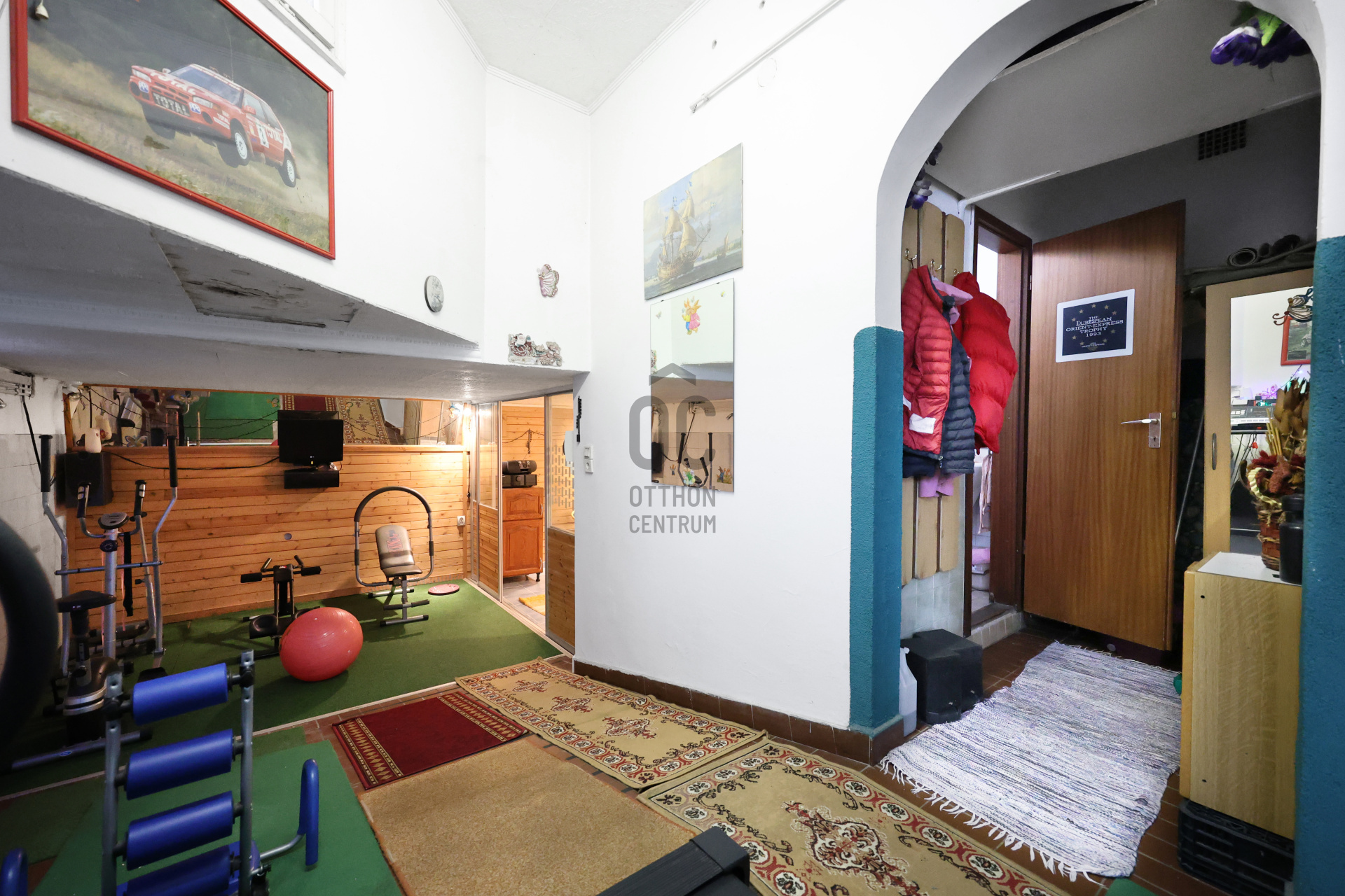 Gallery zoom image