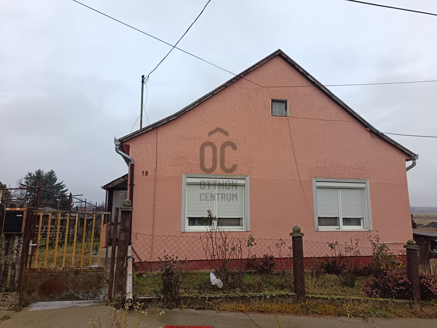 Gallery zoom image