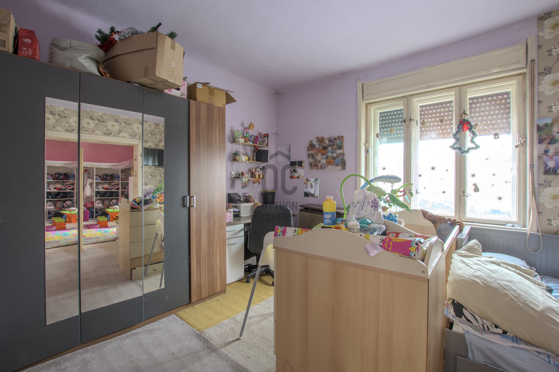 Gallery zoom image