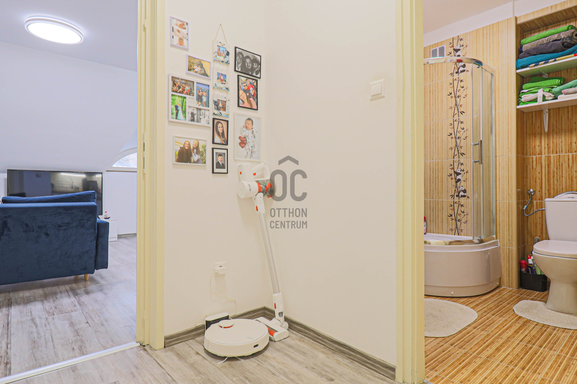 Gallery zoom image