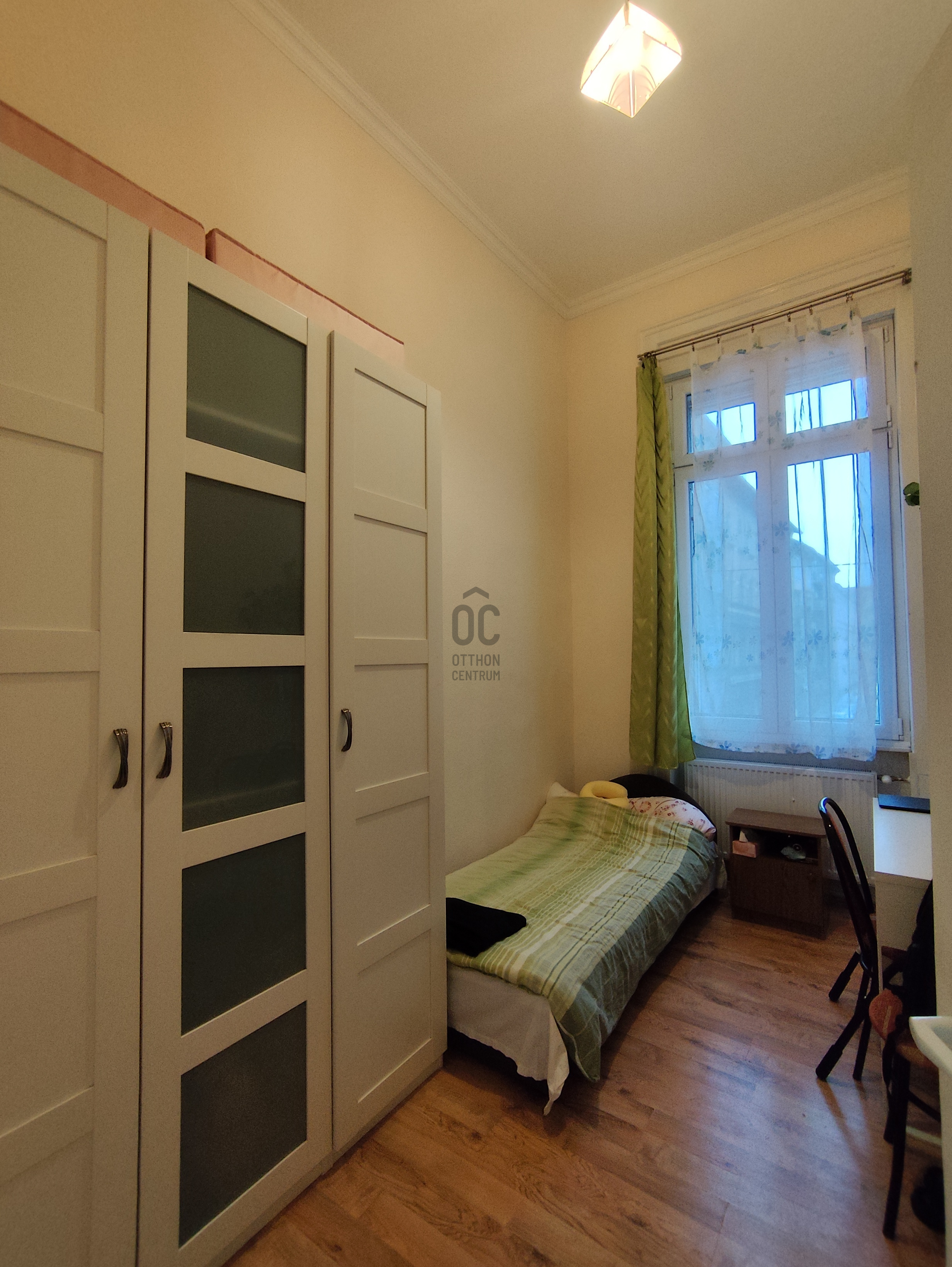Gallery zoom image