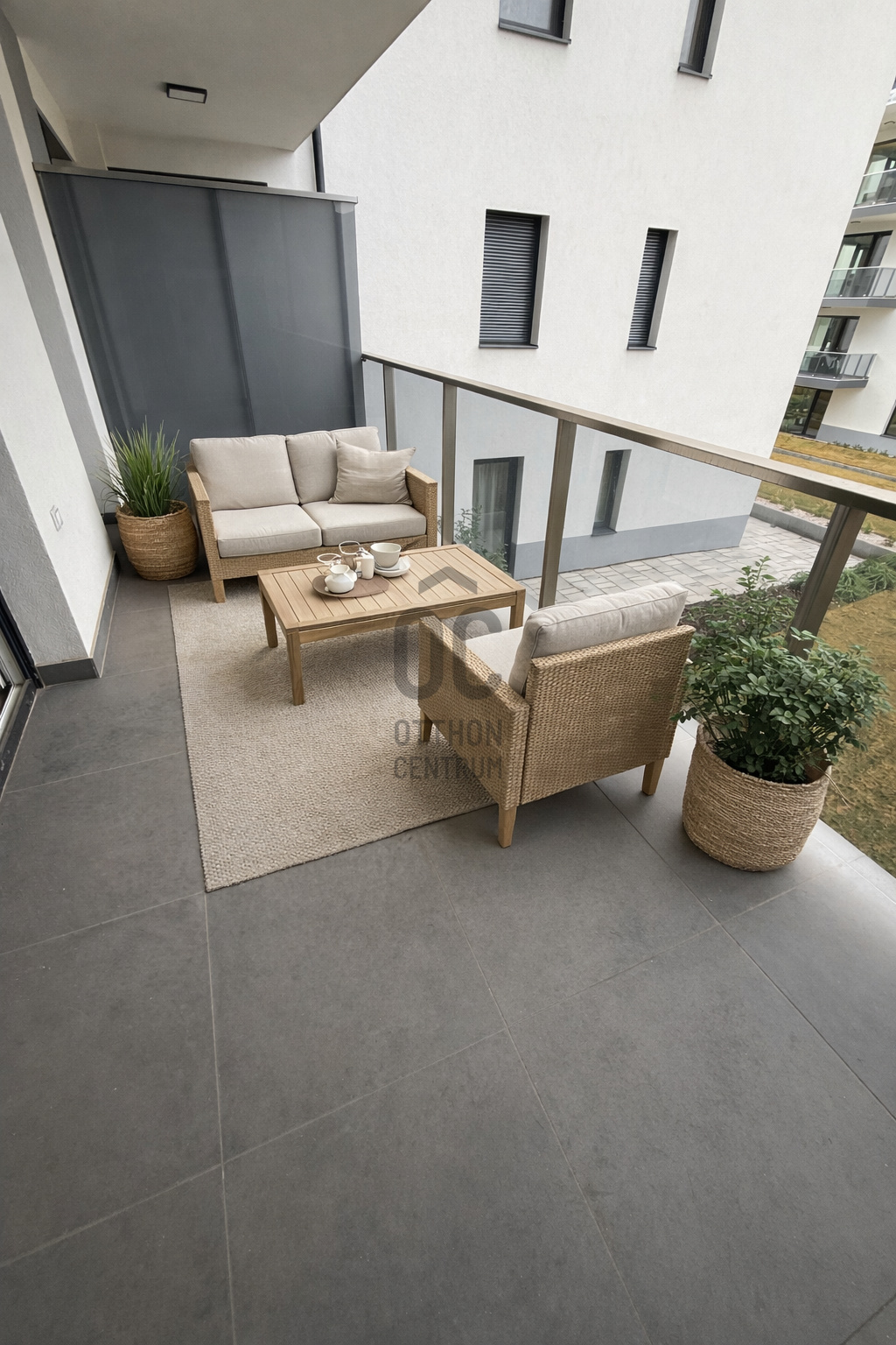 Gallery zoom image