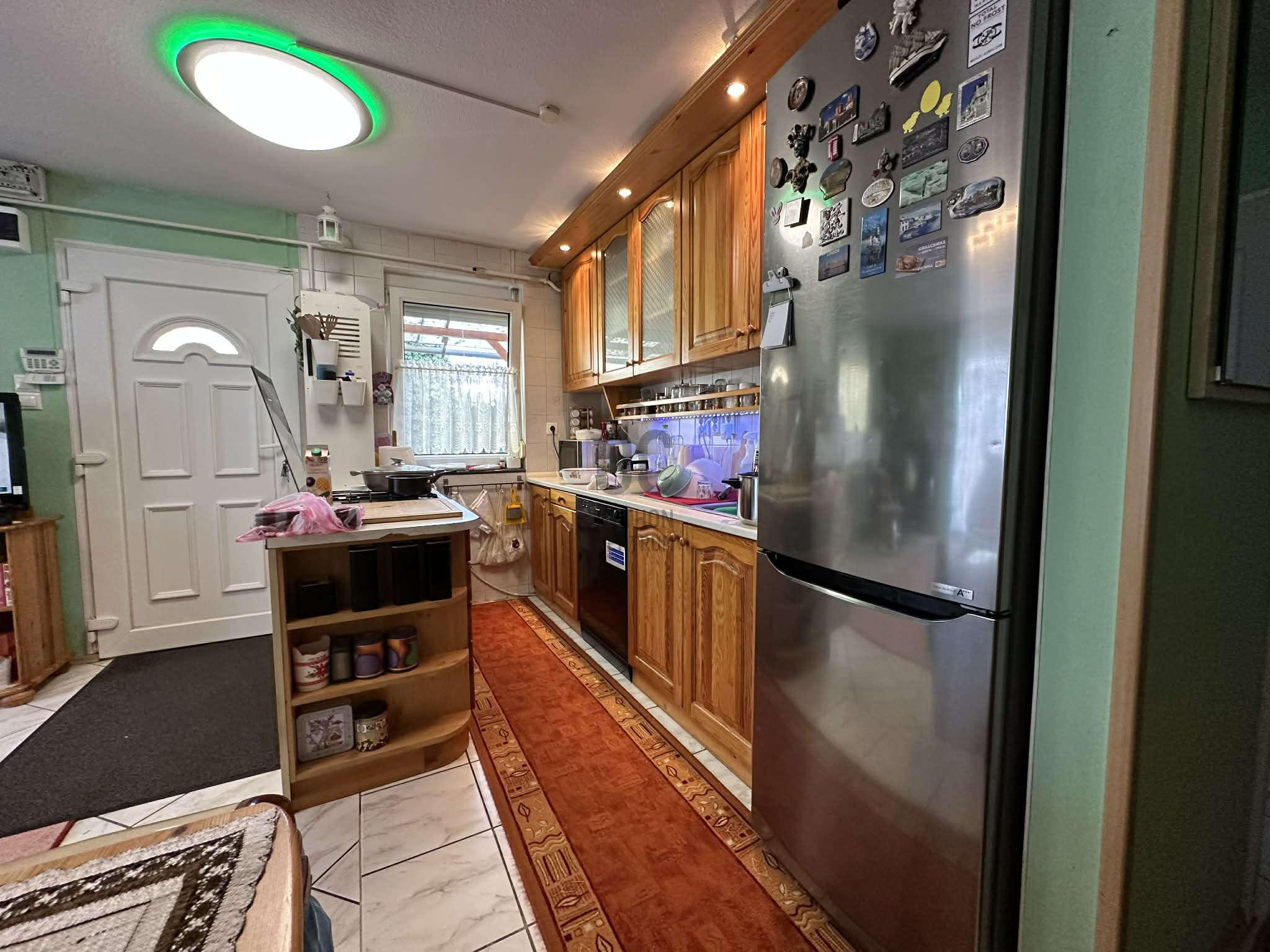 Gallery zoom image