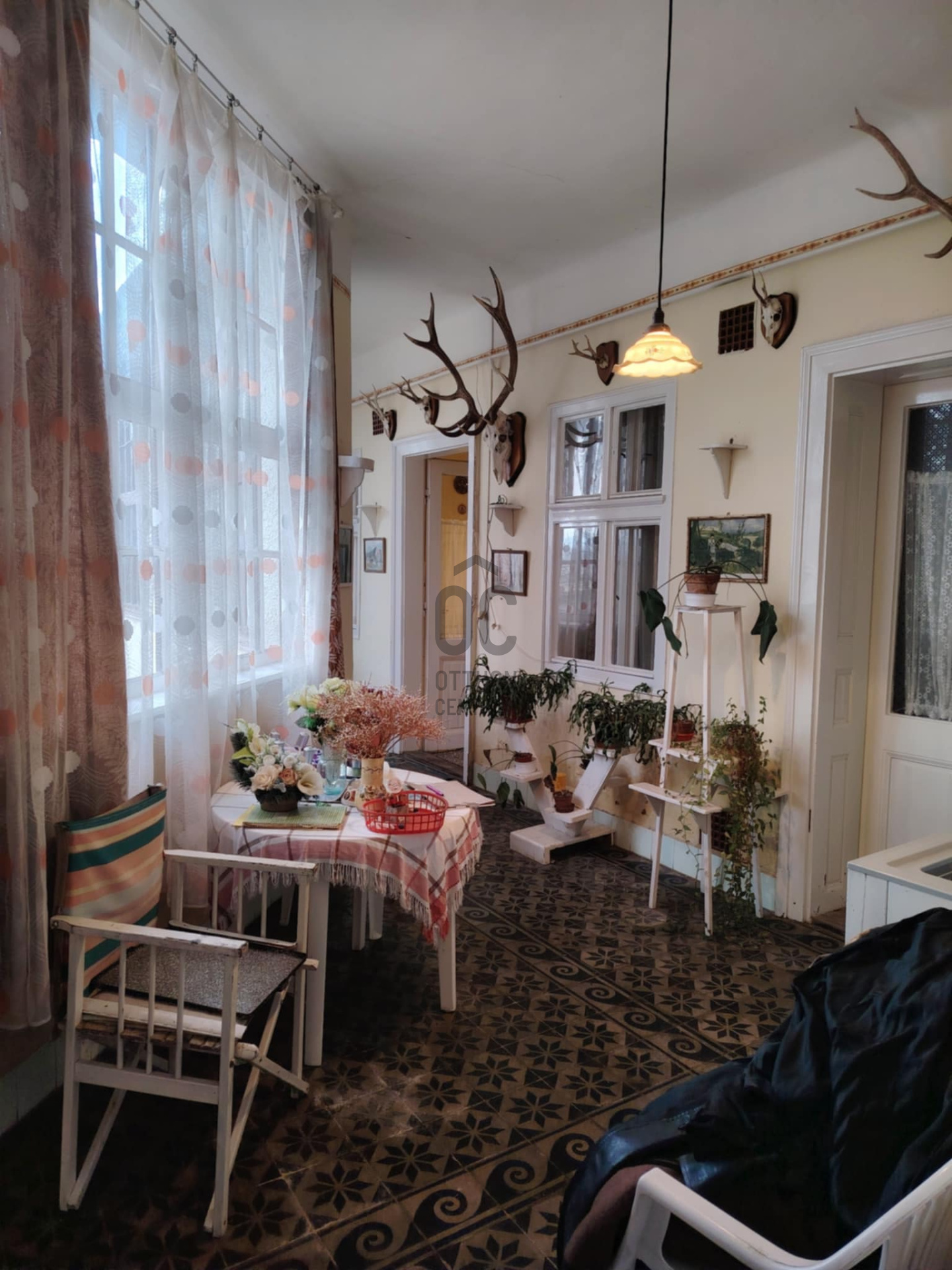 Gallery zoom image