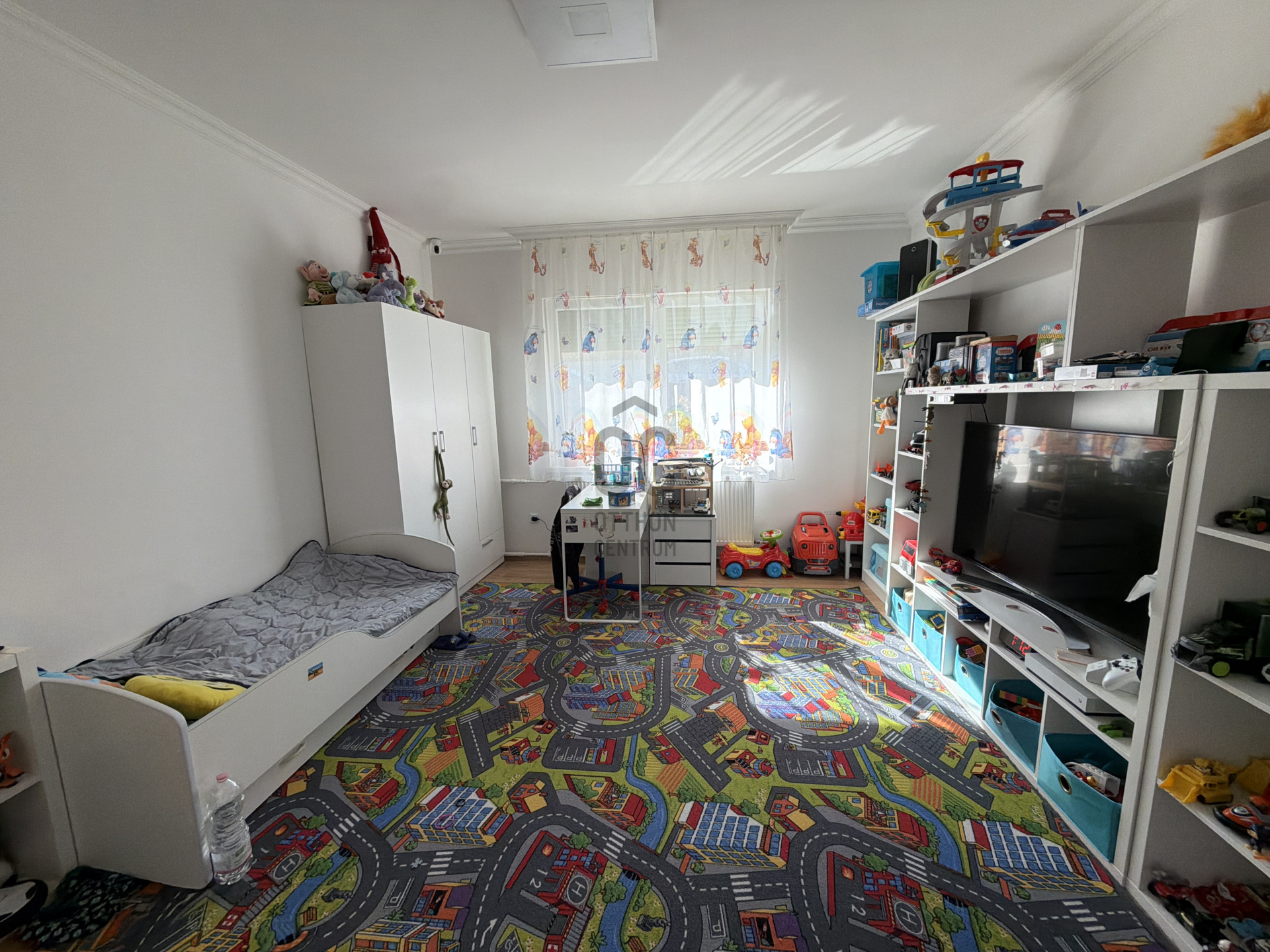Gallery zoom image