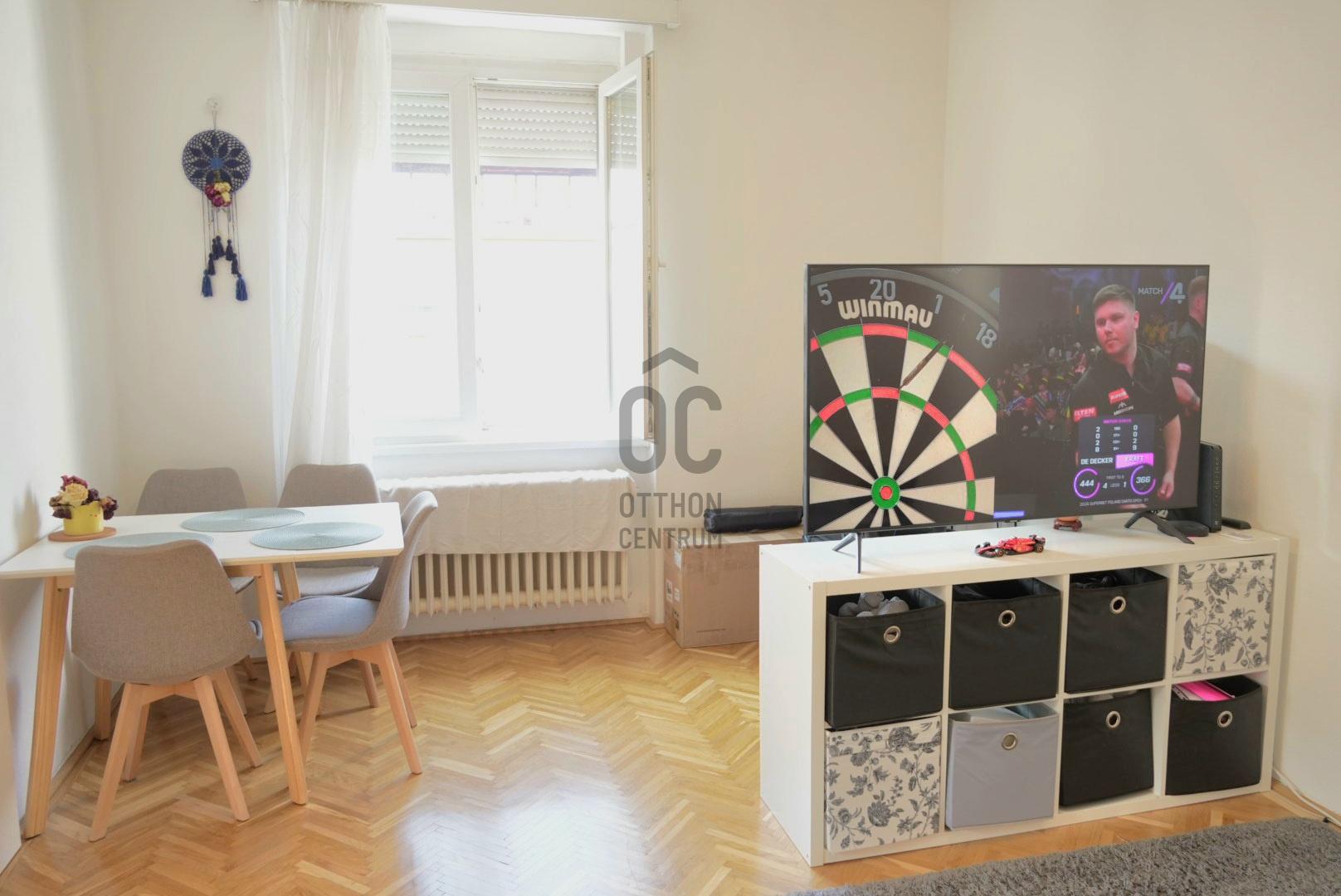 Gallery zoom image