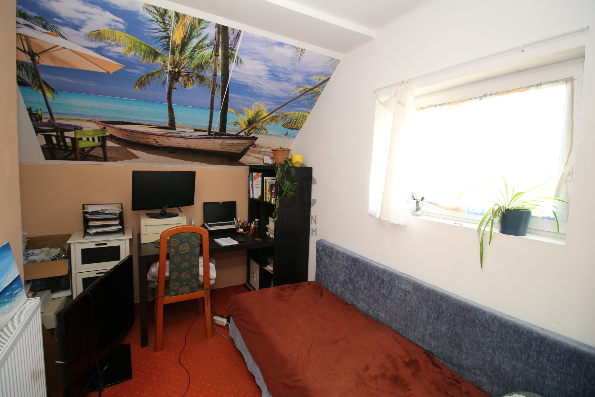 Gallery zoom image
