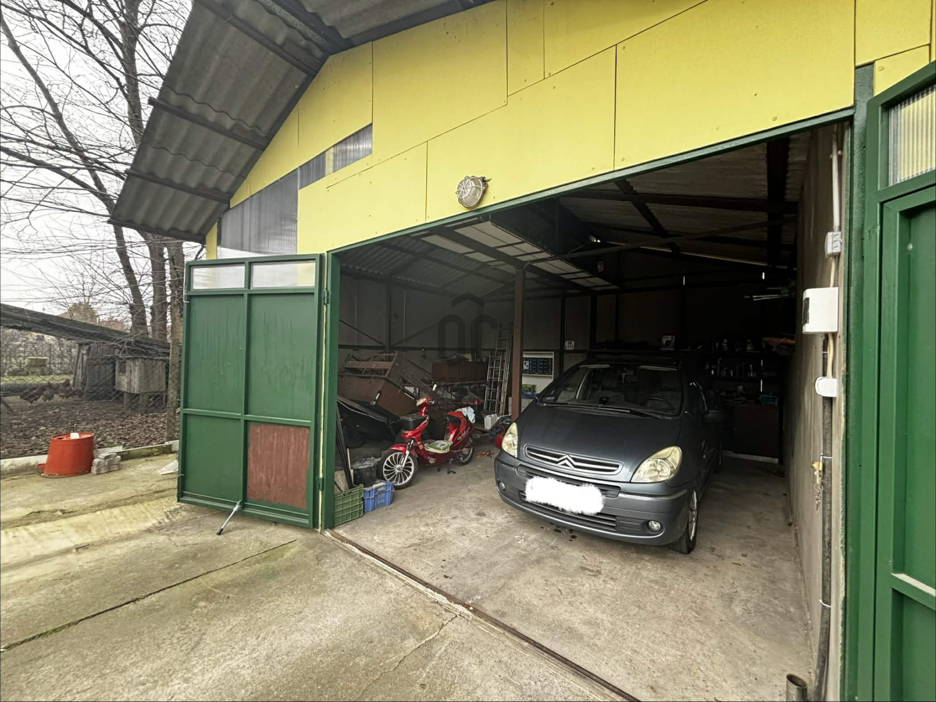Gallery zoom image