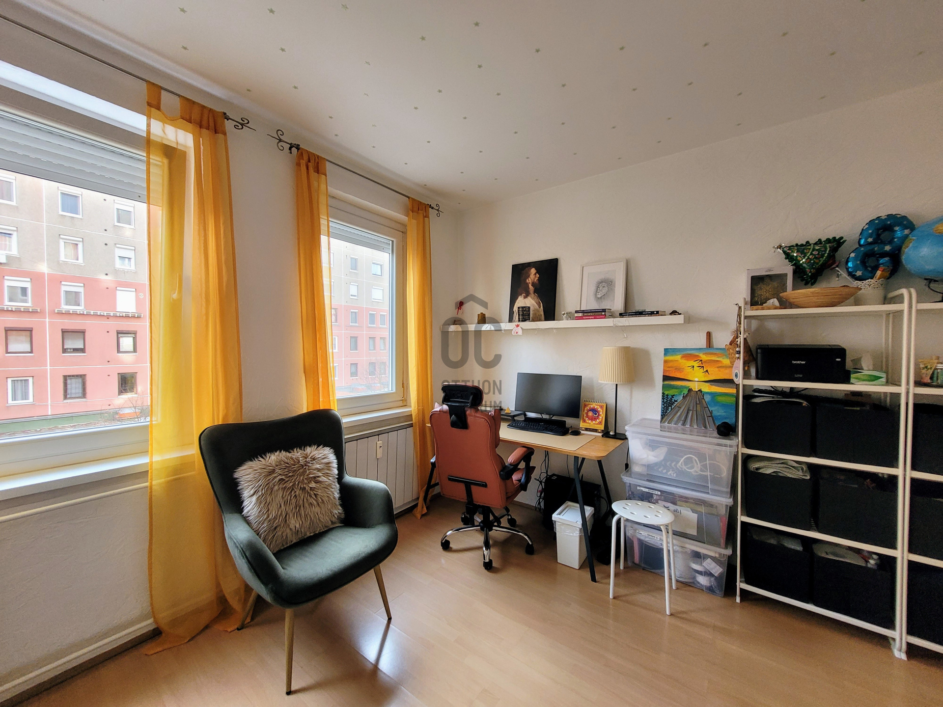 Gallery zoom image