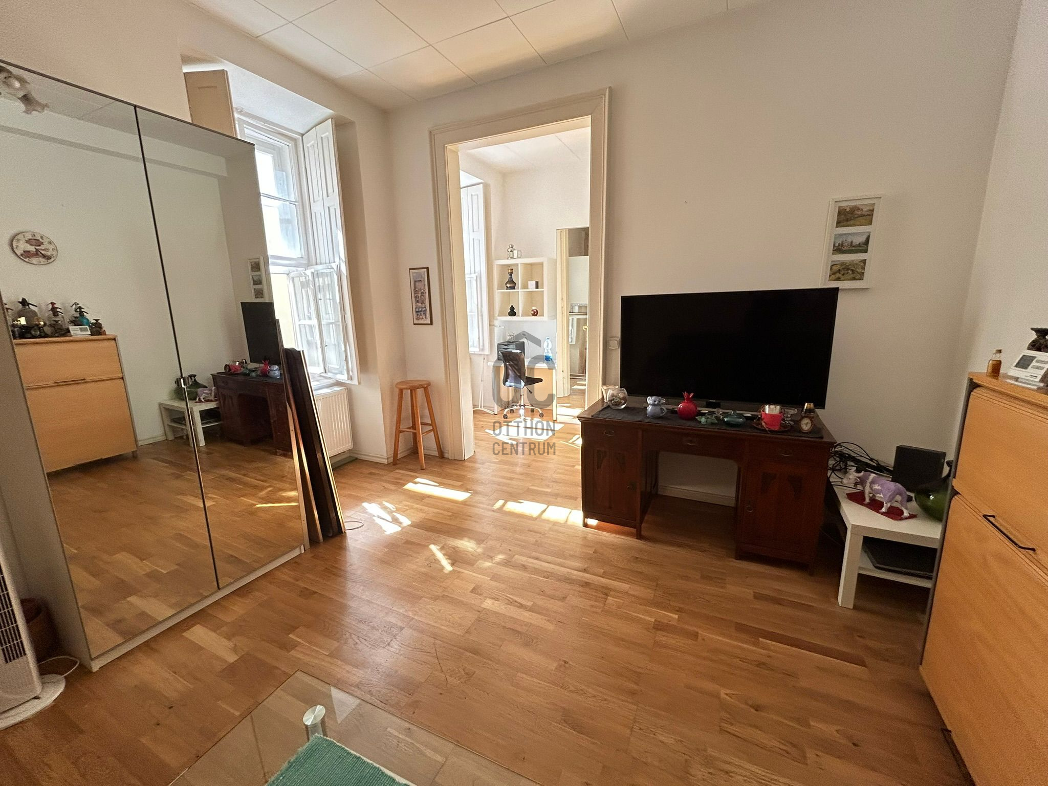 Gallery zoom image
