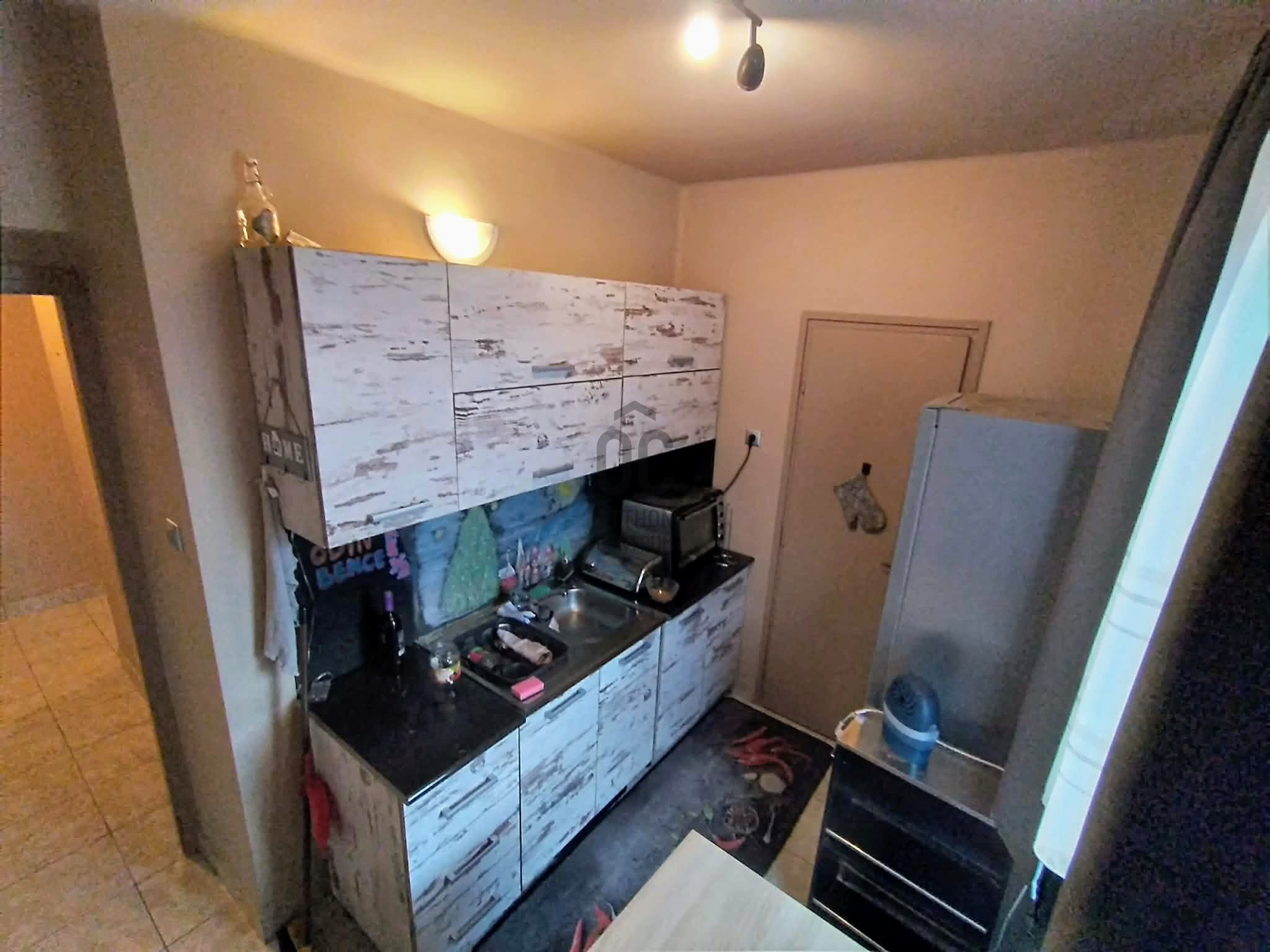 Gallery zoom image